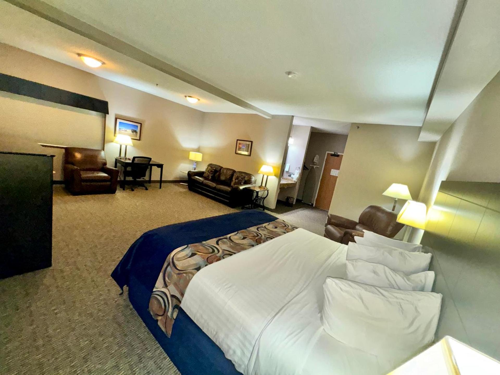 Garner INN & Suites photo 92