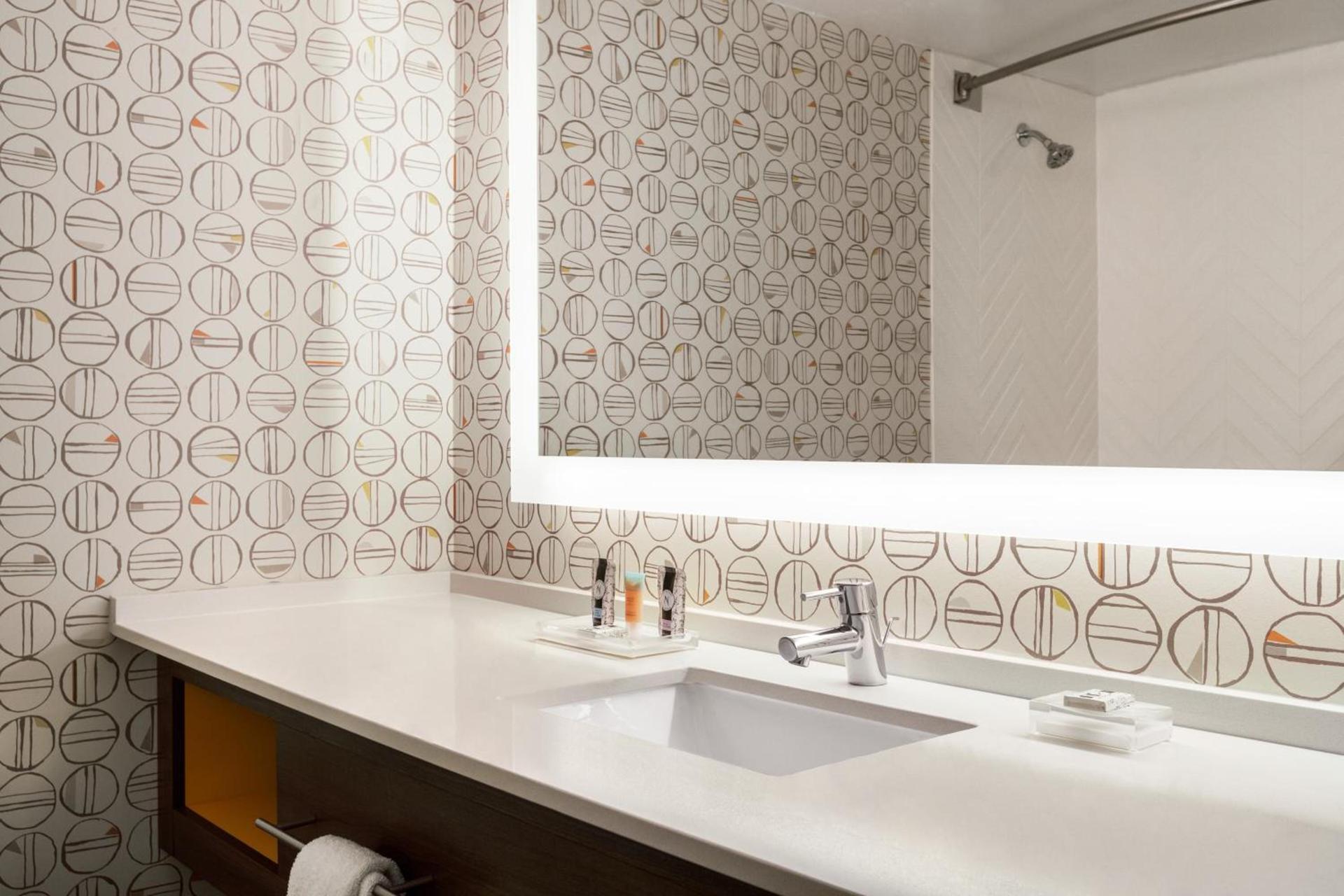 Holiday Inn Orlando International Airport by IHG photo 14