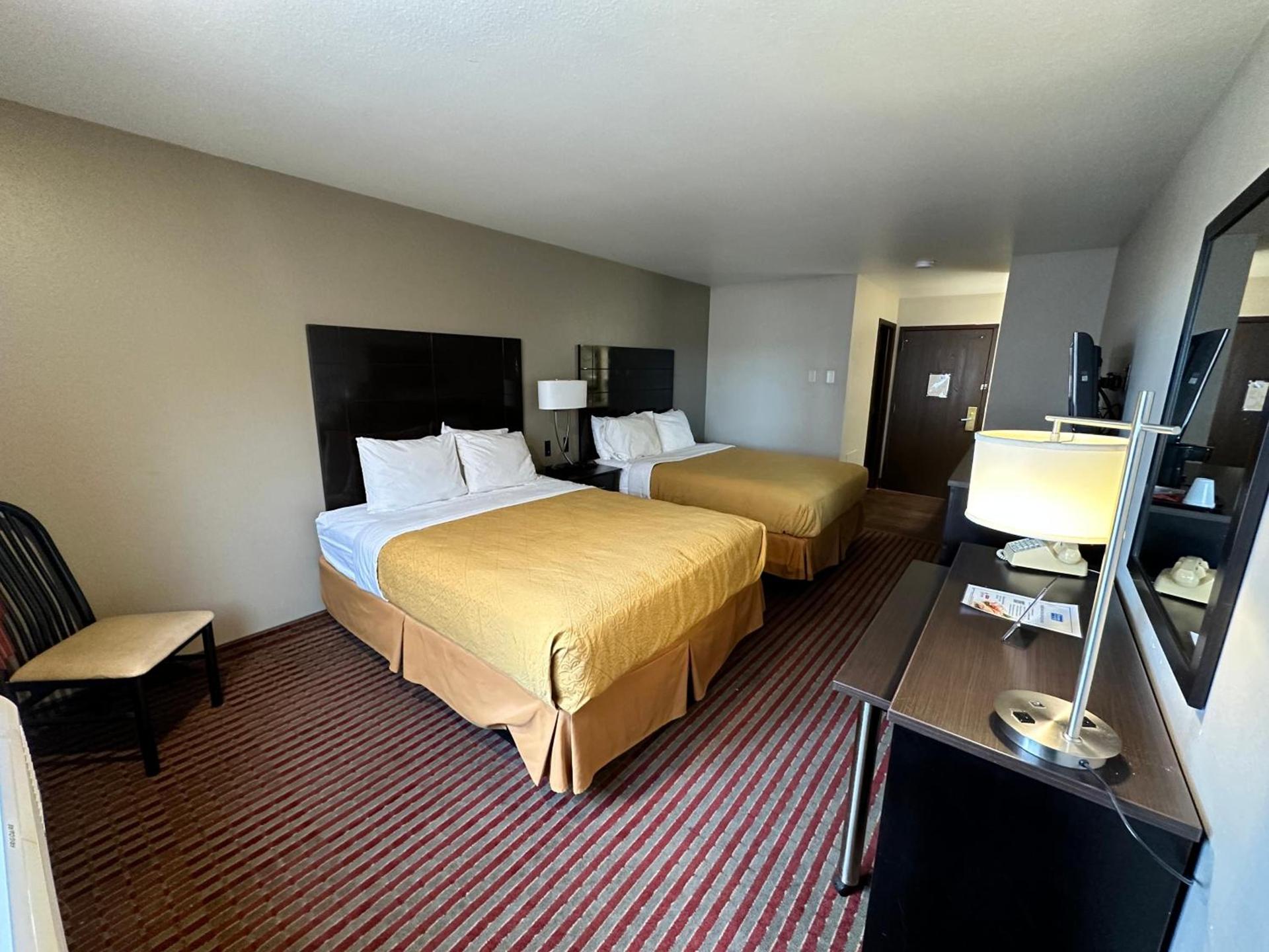 Rodeway Inn & Suites Madison East photo 24