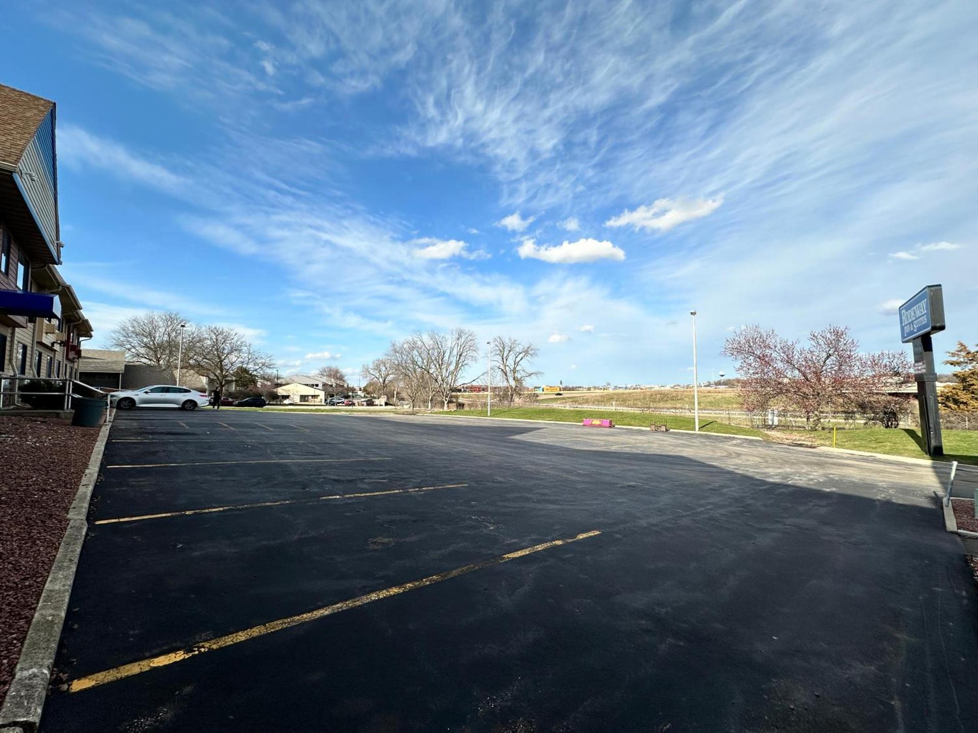 Rodeway Inn & Suites Madison East photo 26