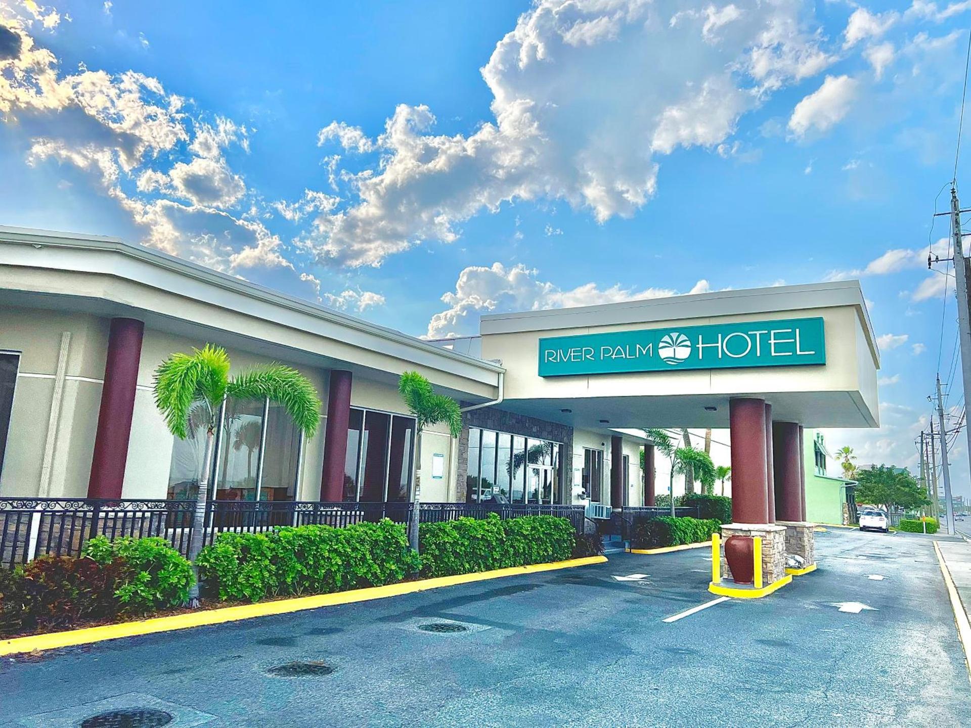River Palm Hotel photo 4