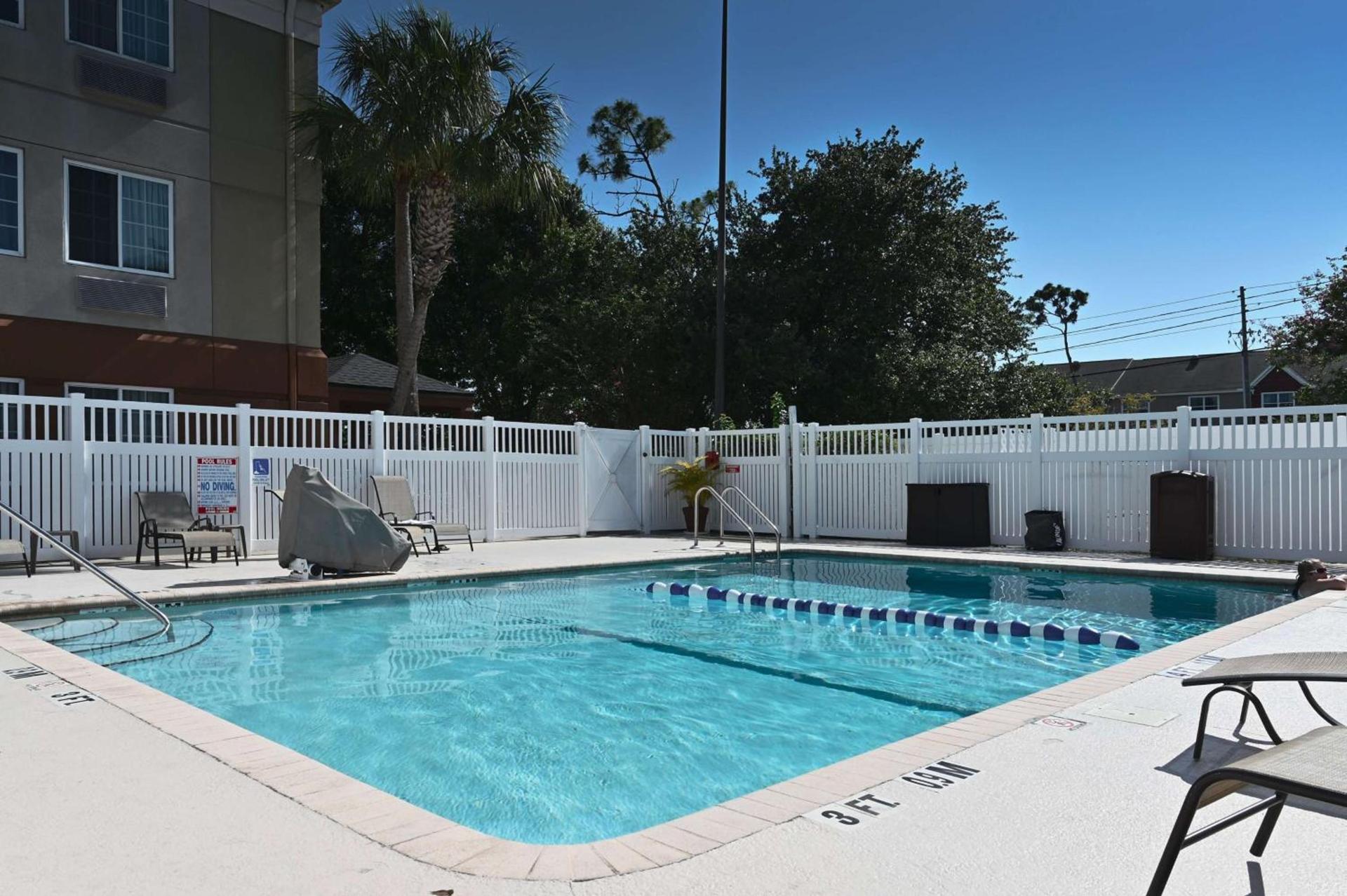 Sonesta Simply Suites Clearwater St Petersburg photo 29