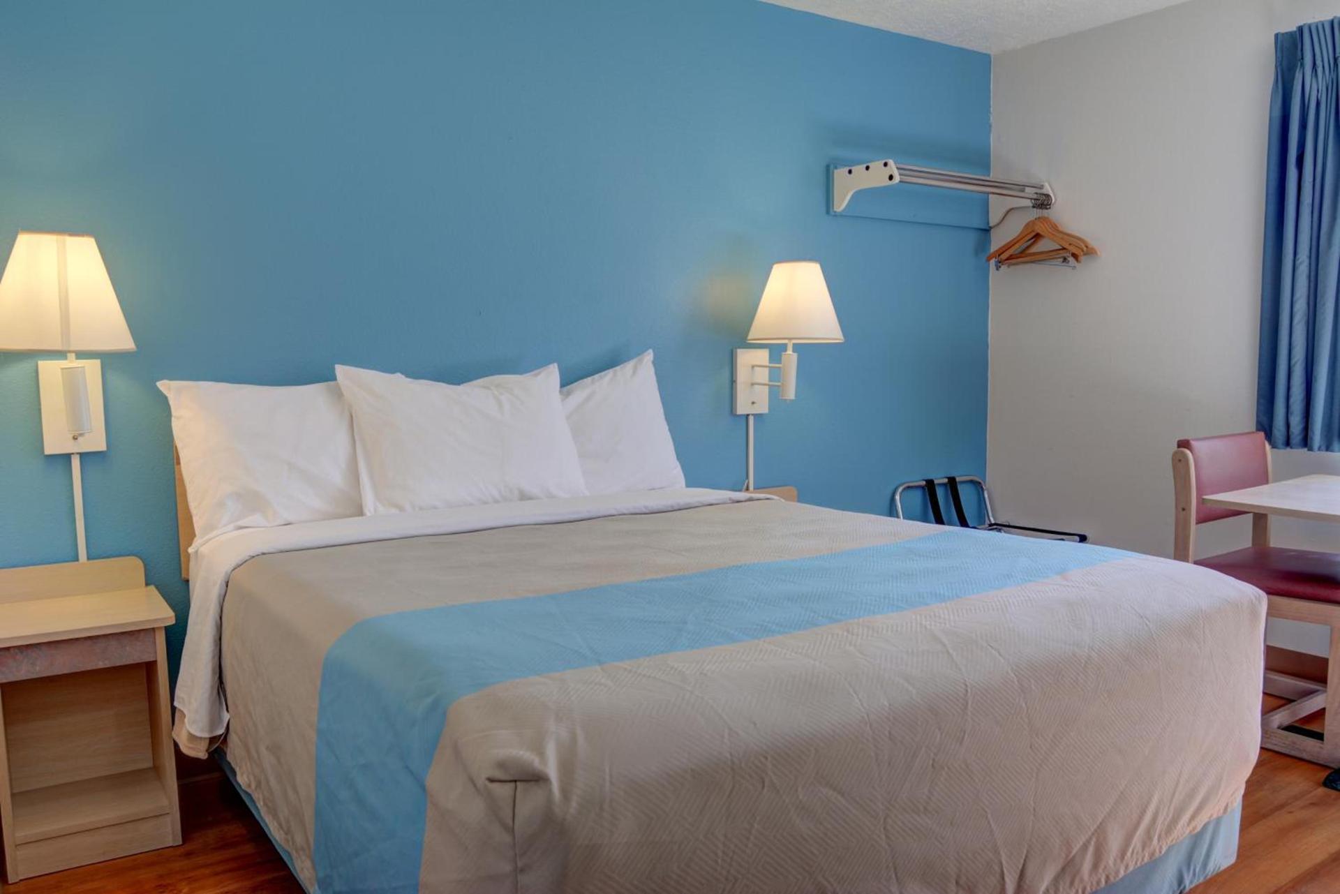 Motel 6-The Dalles, OR photo 64