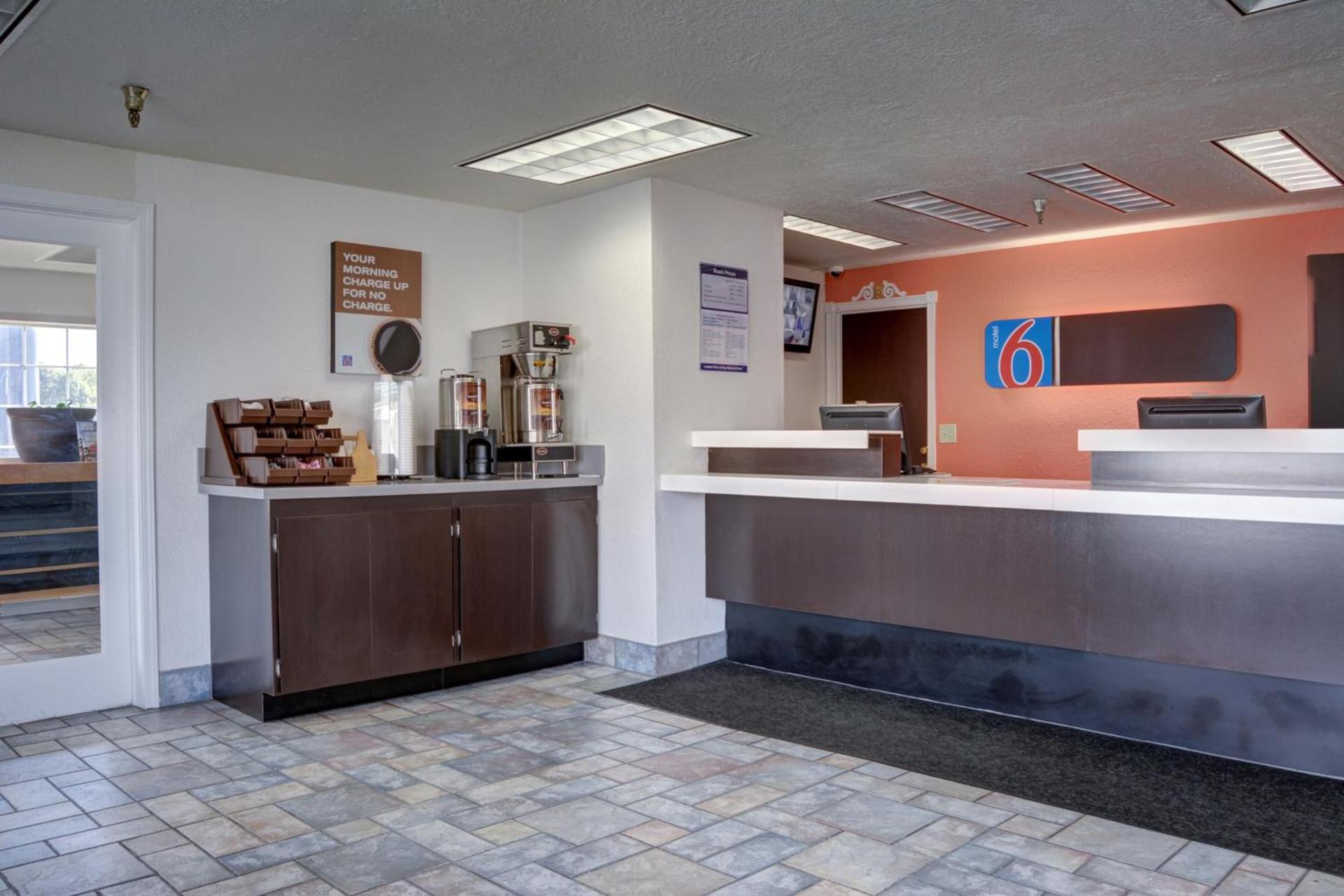 Motel 6-The Dalles, OR photo 65