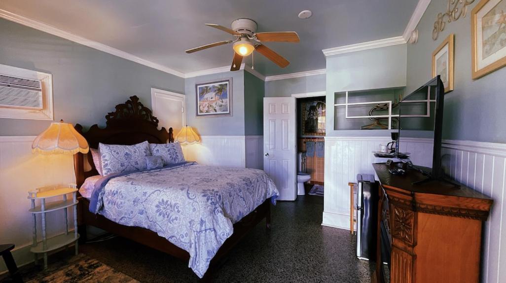 Shamrock Cove Inn photo 10
