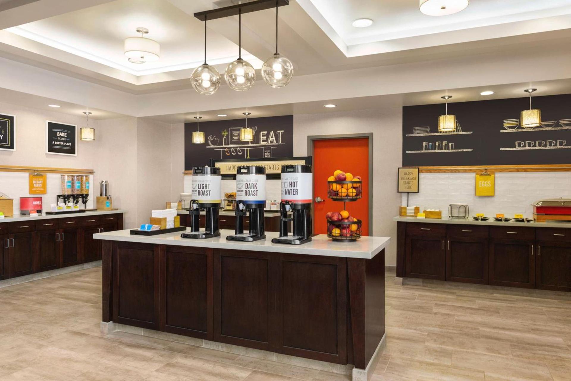 Hampton Inn & Suites York South photo 11