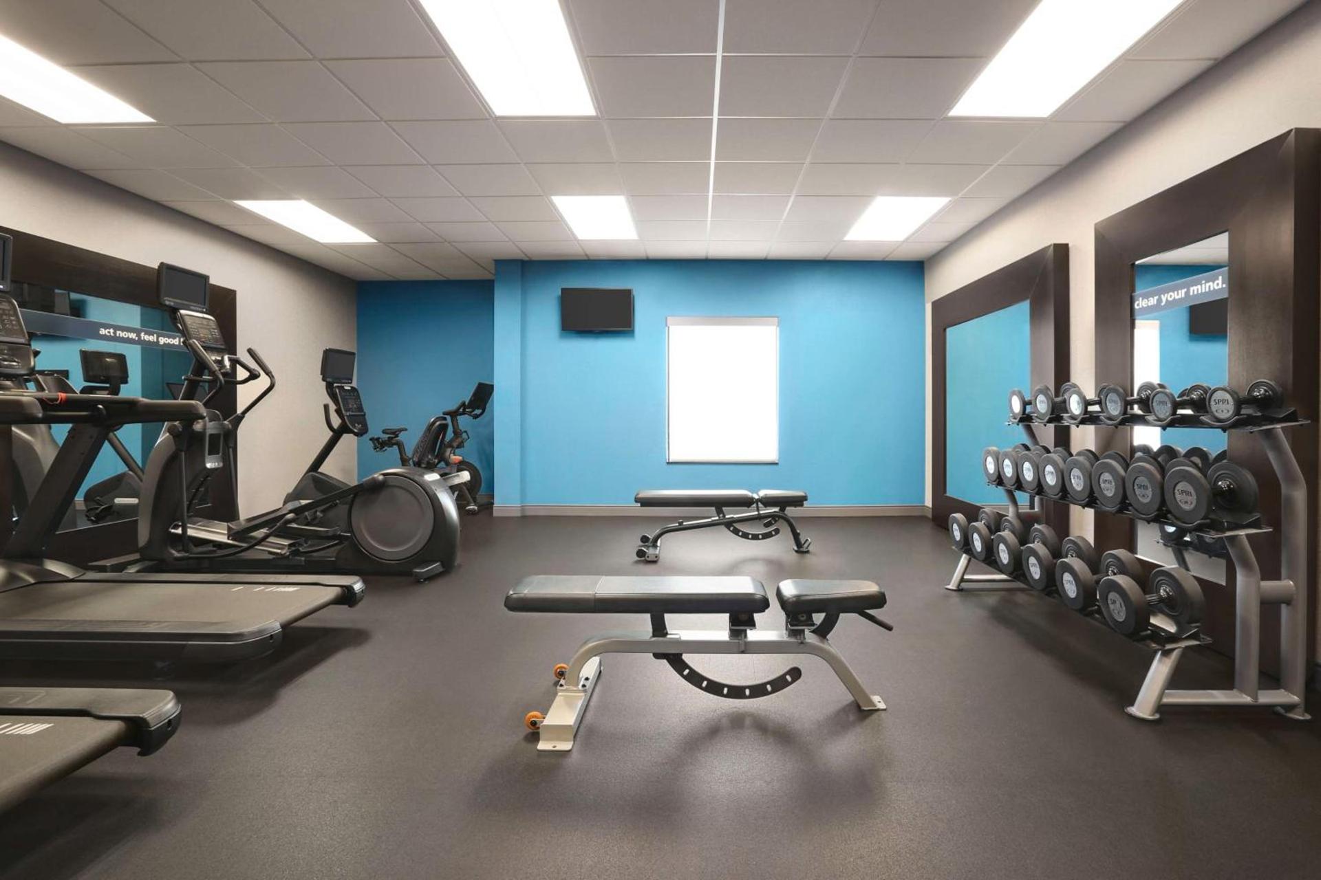 Hampton Inn & Suites York South photo 15