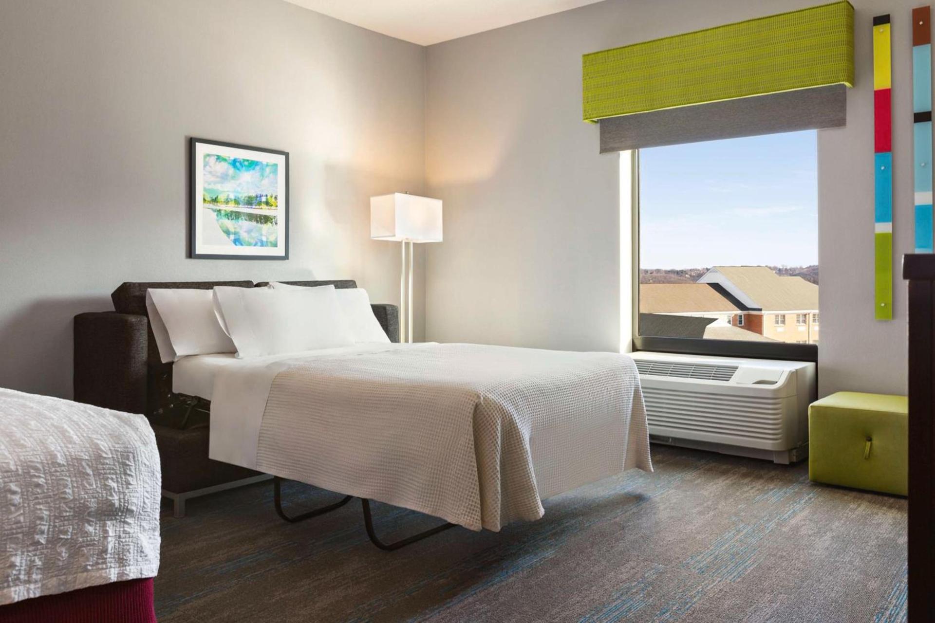Hampton Inn & Suites York South photo 31