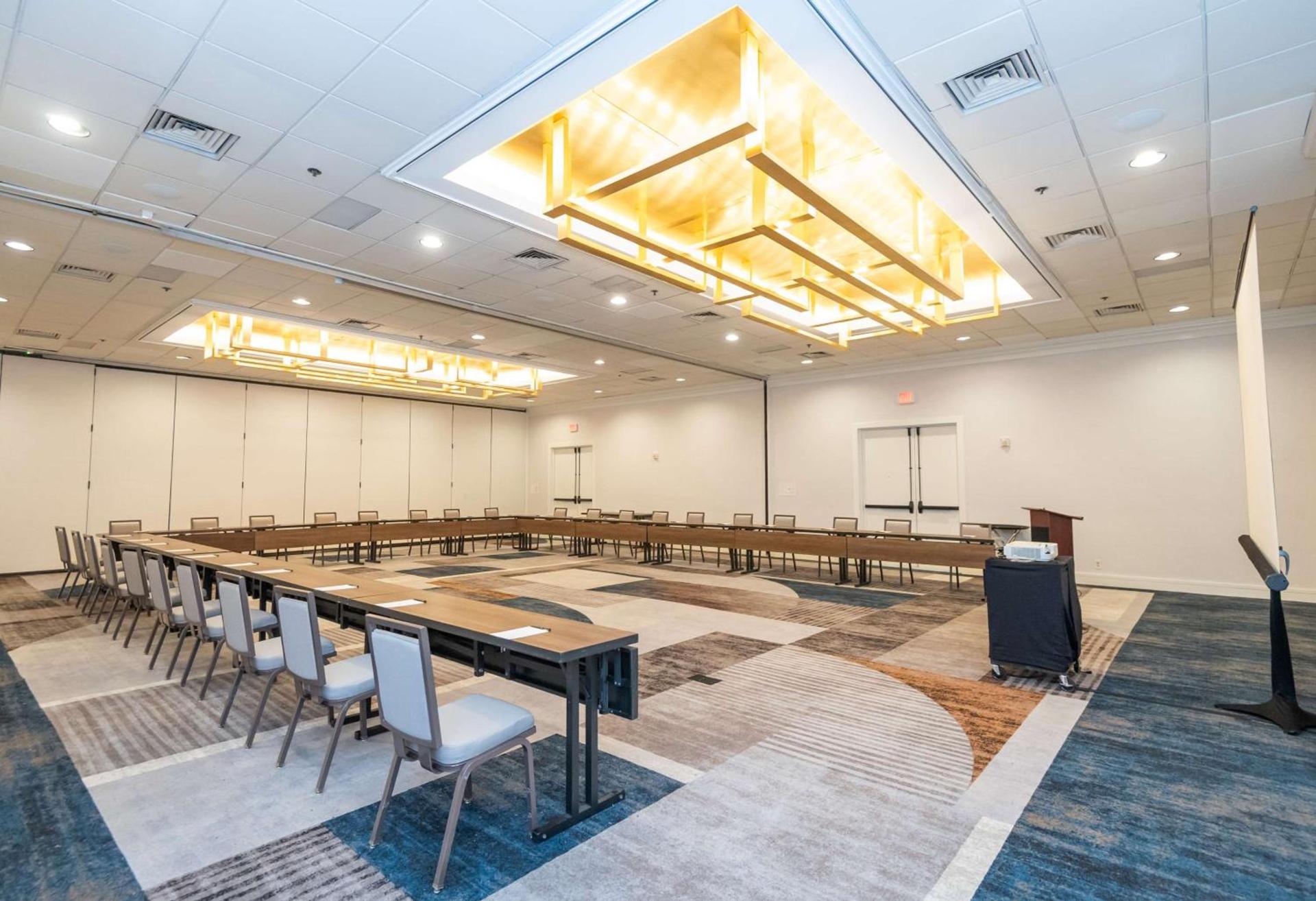 Hilton Arlington National Landing photo 5