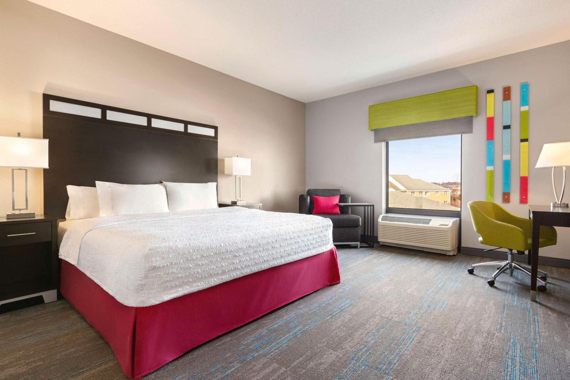 Hampton Inn & Suites York South photo 37