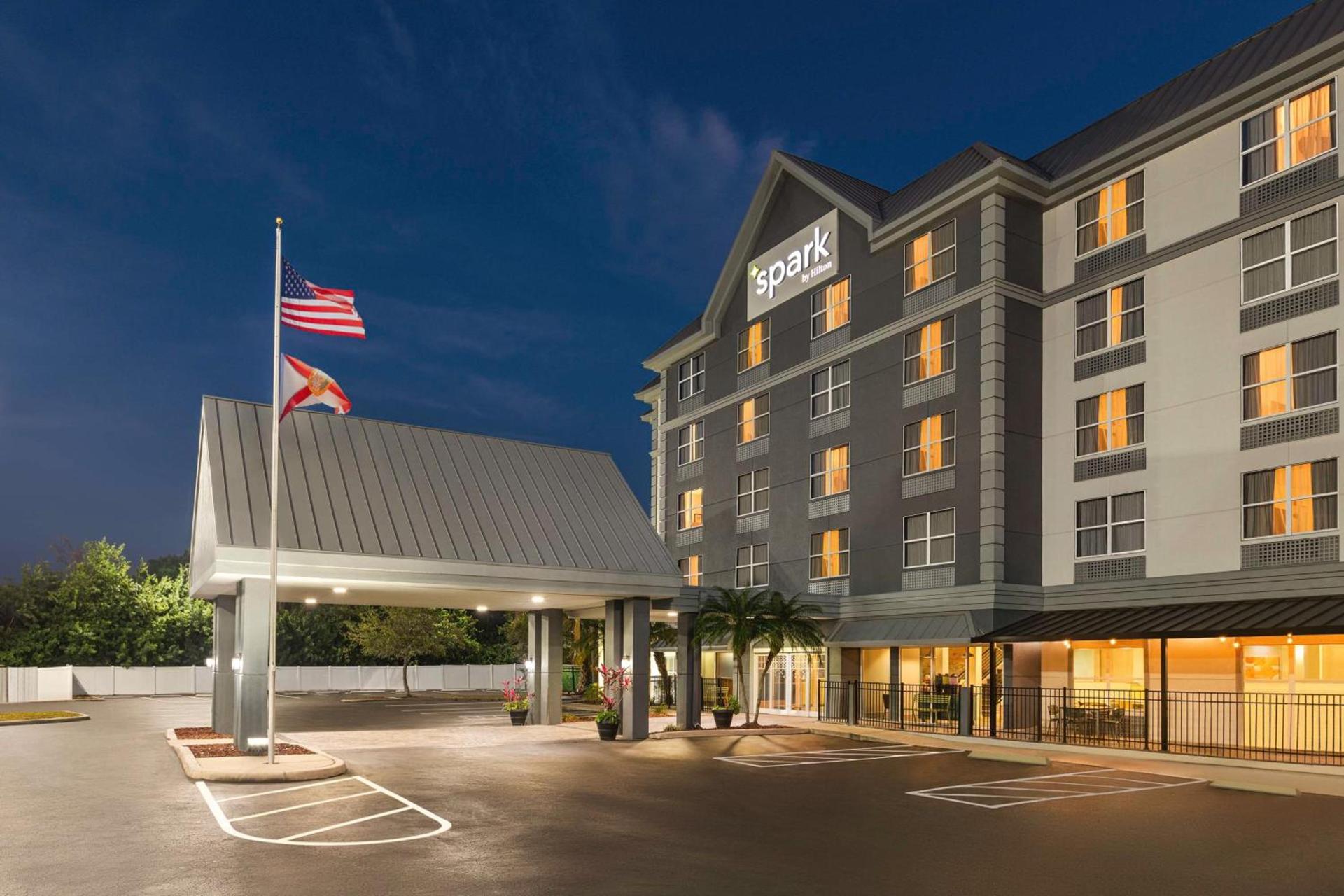 Spark by Hilton Orlando Universal Boulevard photo 10