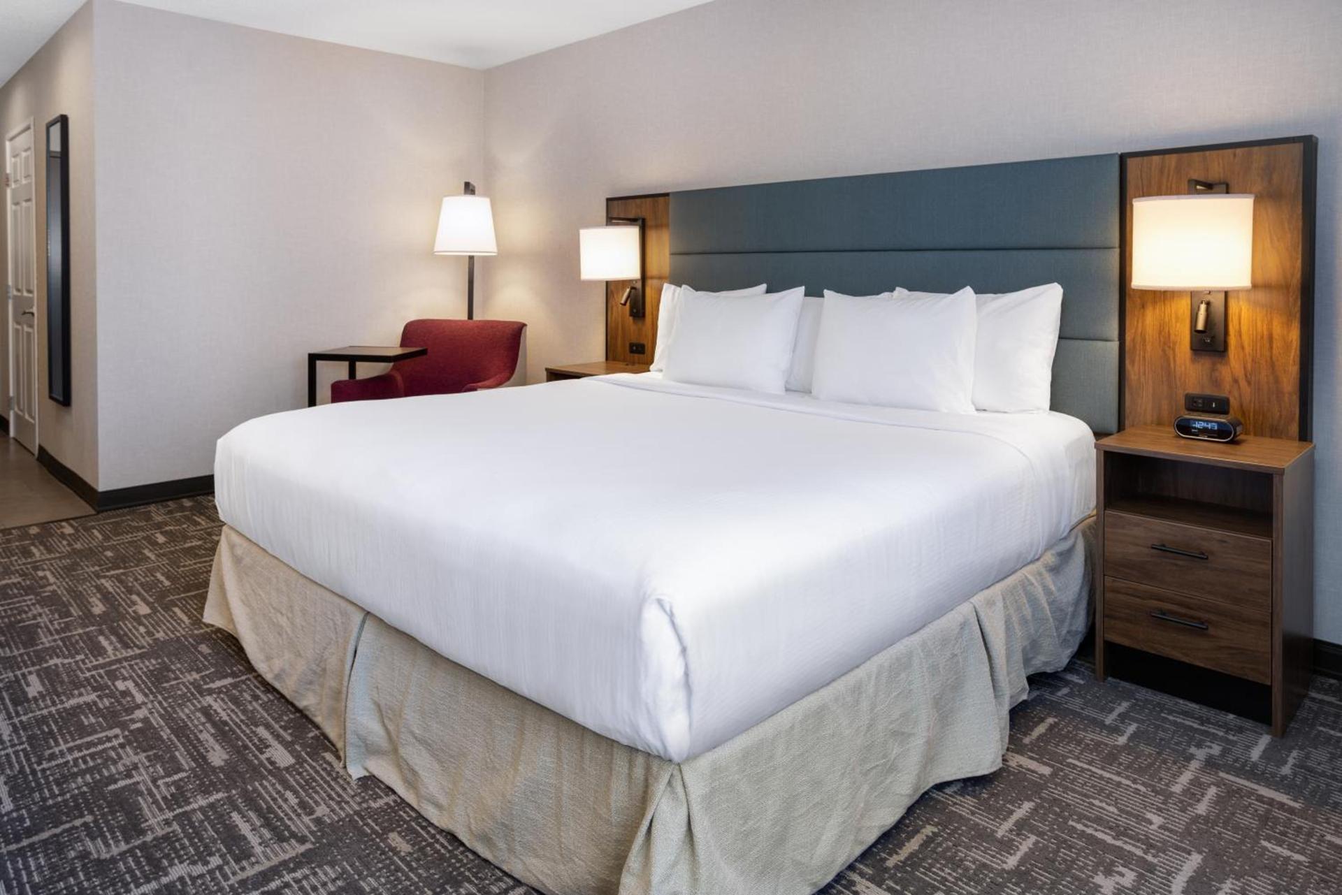 Wingate by Wyndham Vineland photo 32