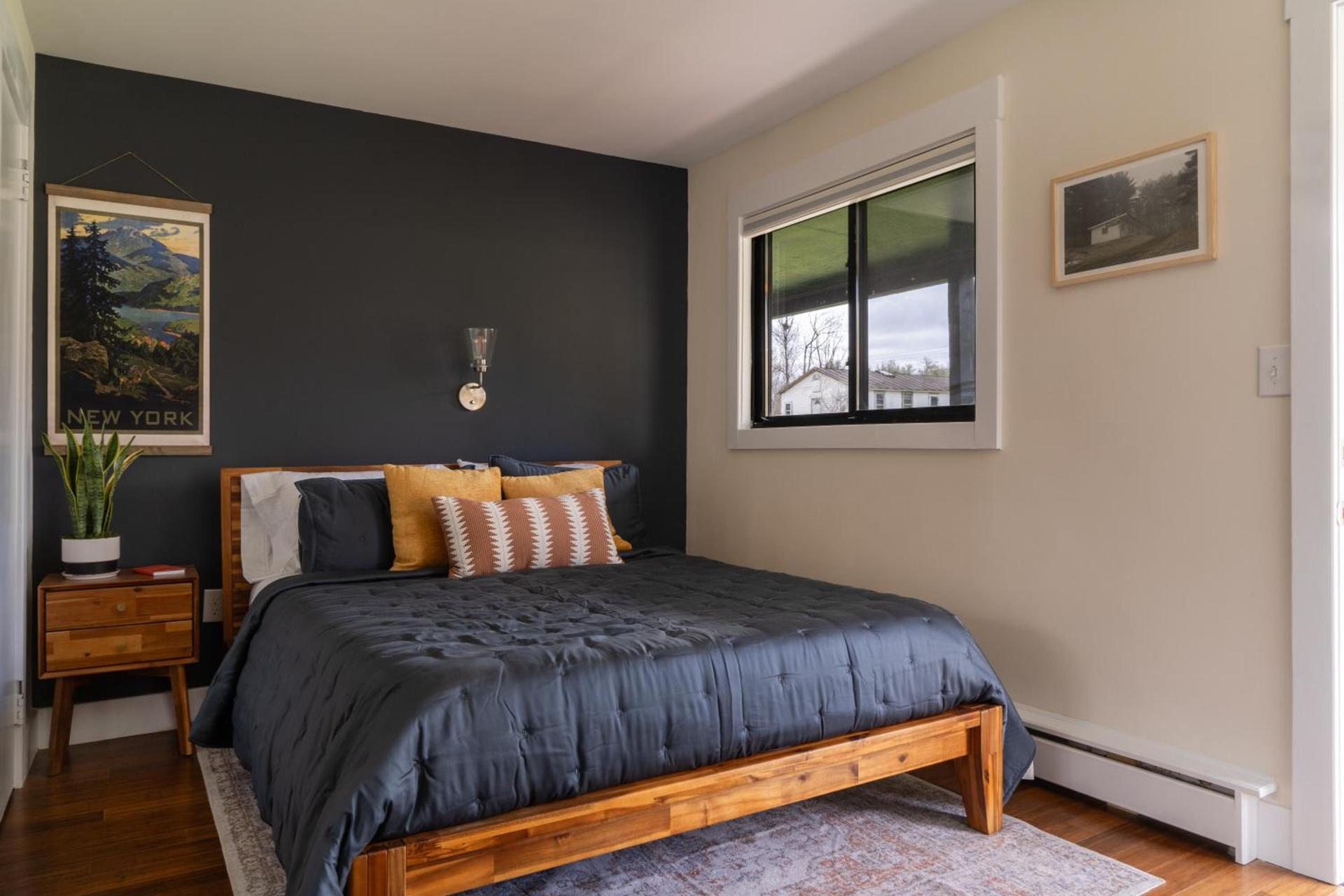 The Willow, Catskill photo 85