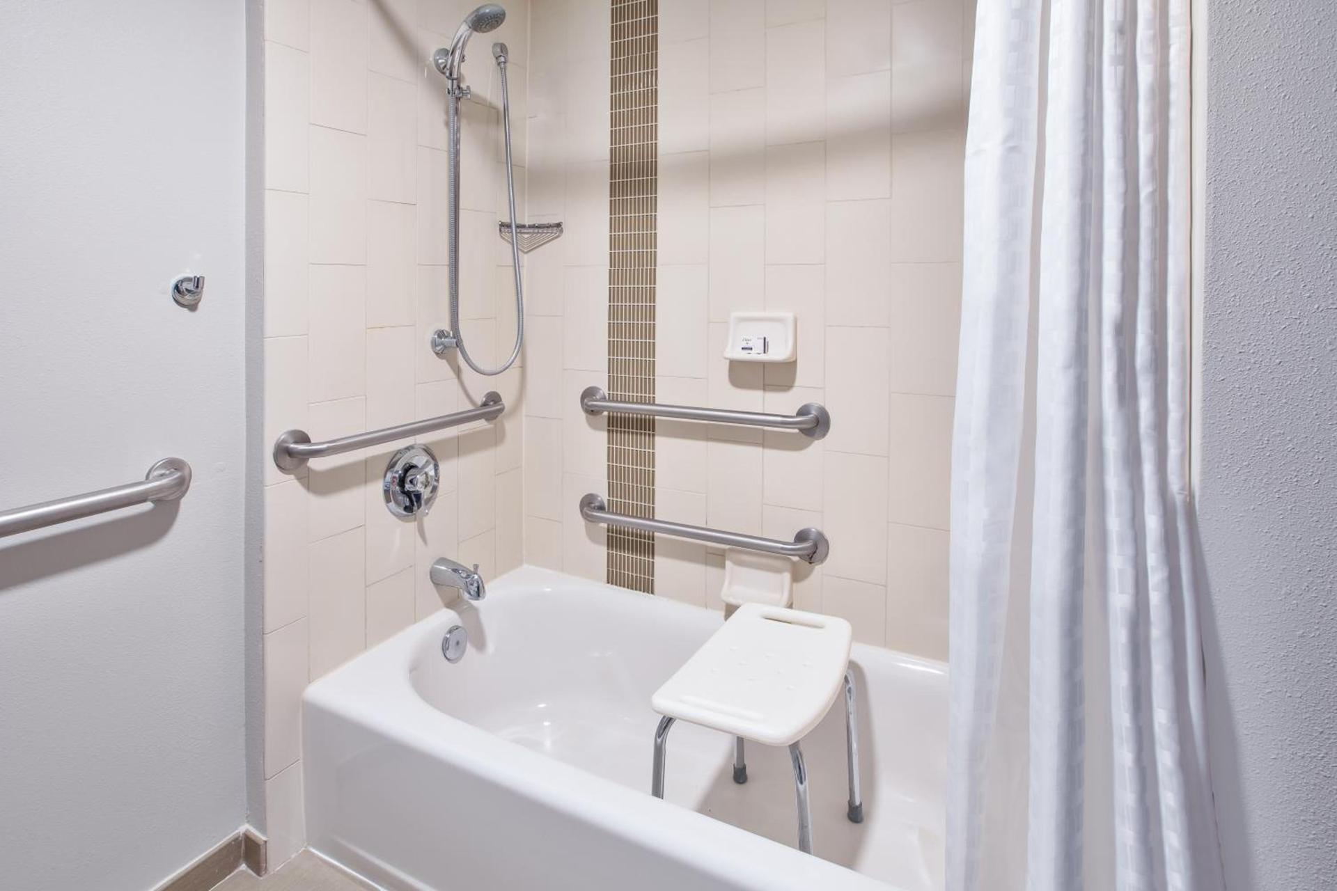 Candlewood Suites - Cincinnati Northeast - Mason by IHG photo 15