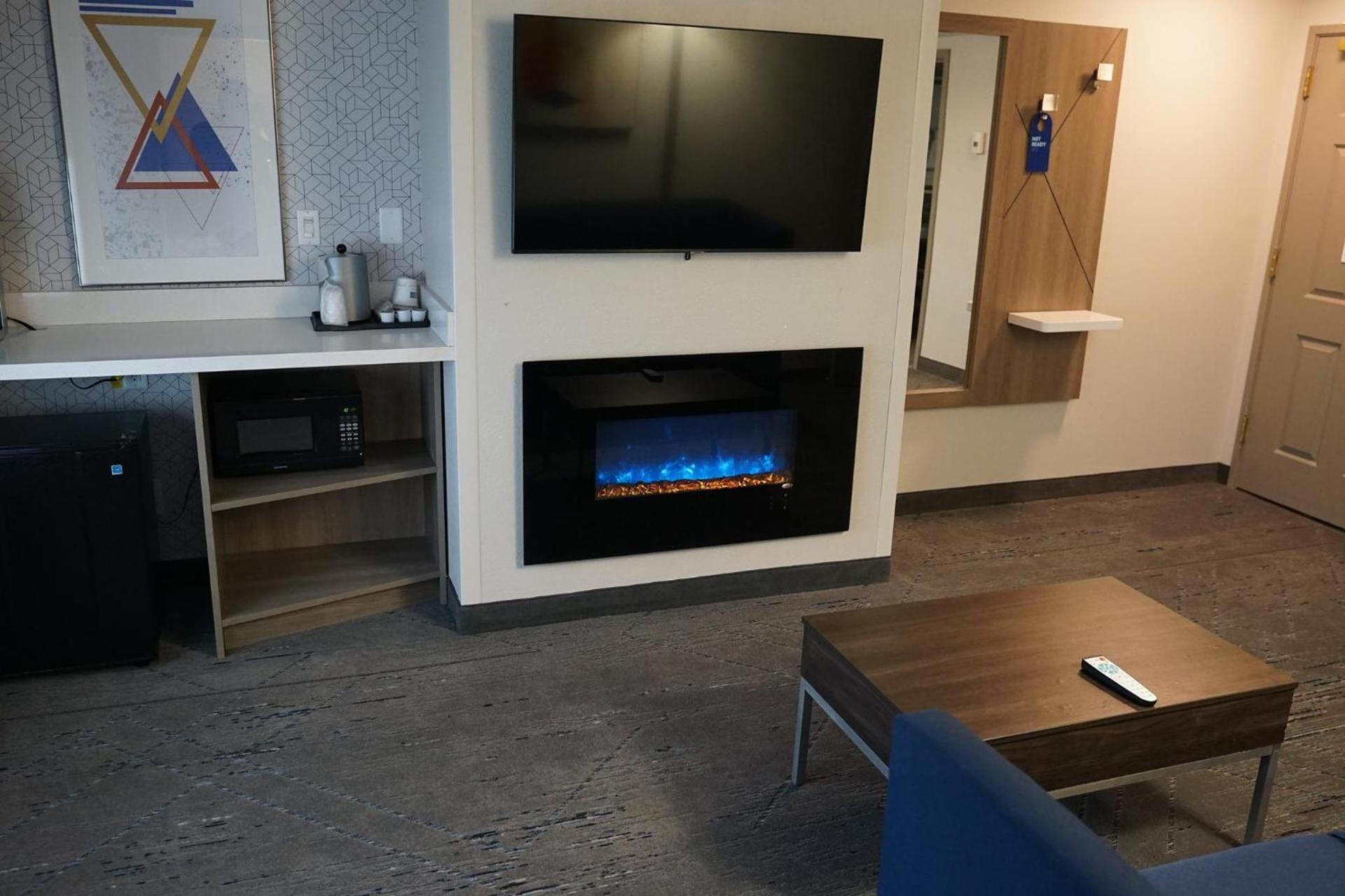Holiday Inn Express & Suites Salt Lake City N - Bountiful photo 24
