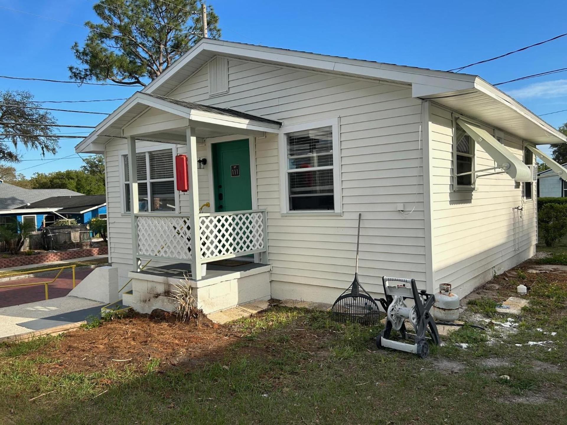 Safety Harbor Motel photo 56
