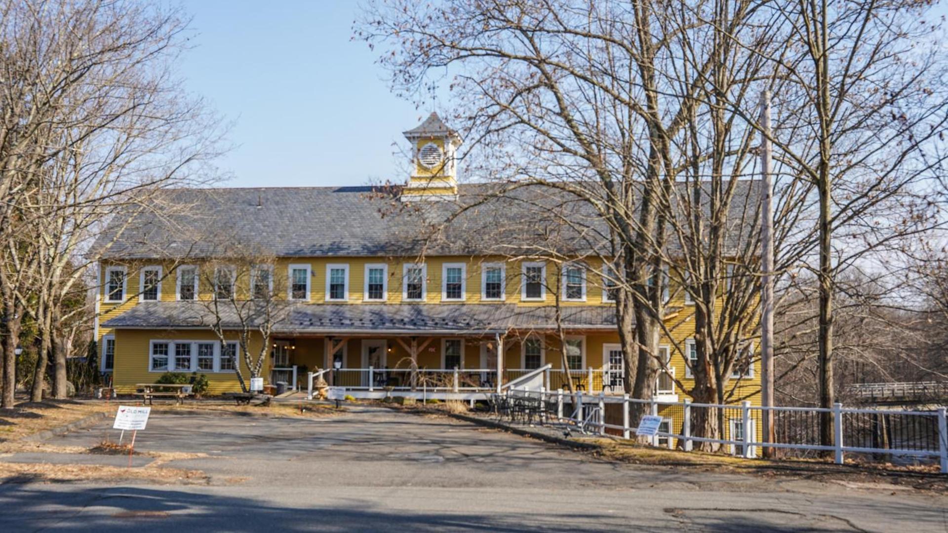 Old Mill Inn photo 1