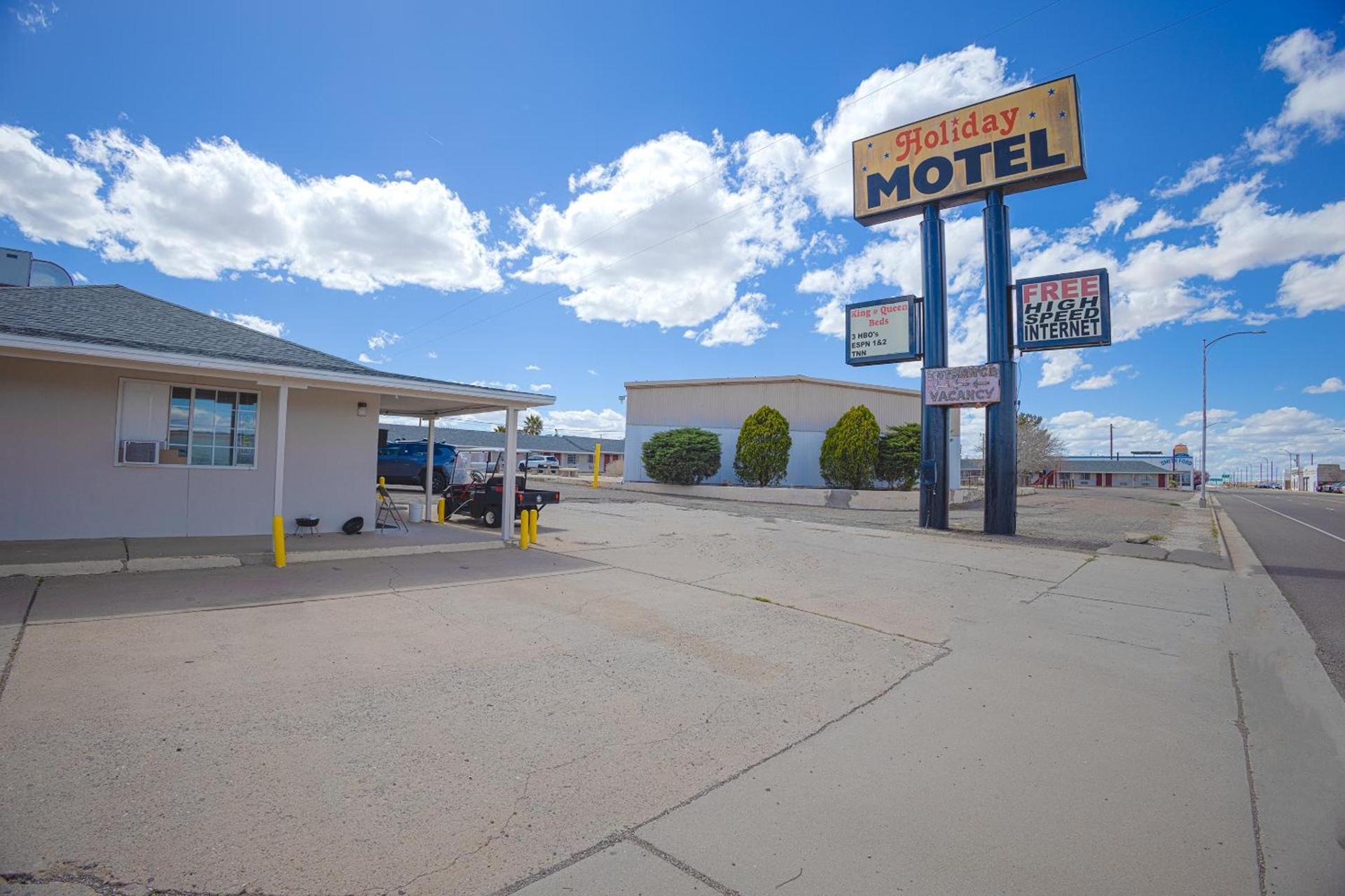 Holiday Motel Lordsburg I-10 — hotel in Lordsburg