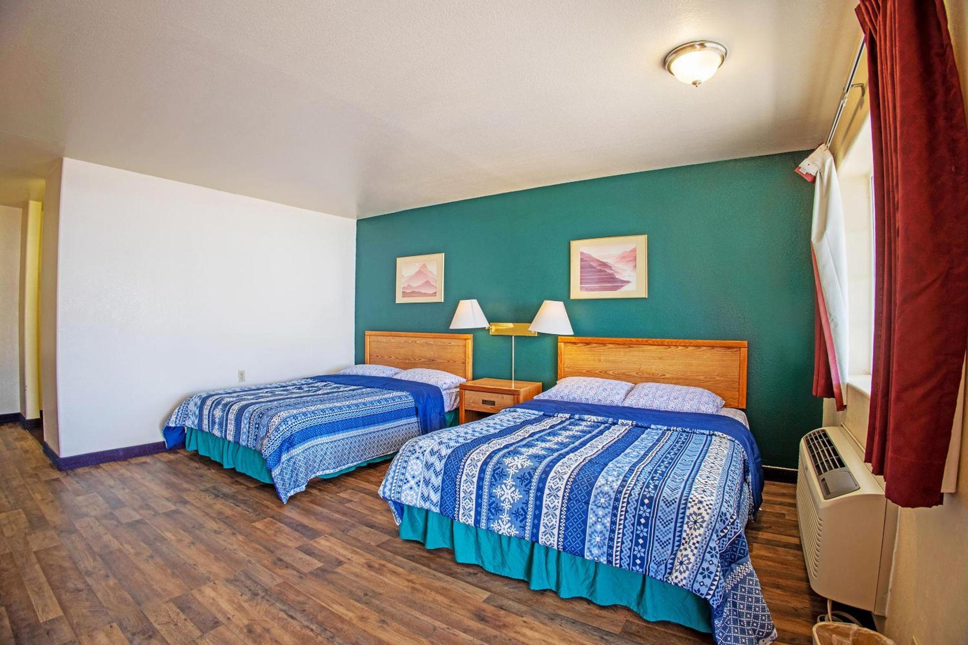 Holiday Motel Lordsburg I-10 photo 42
