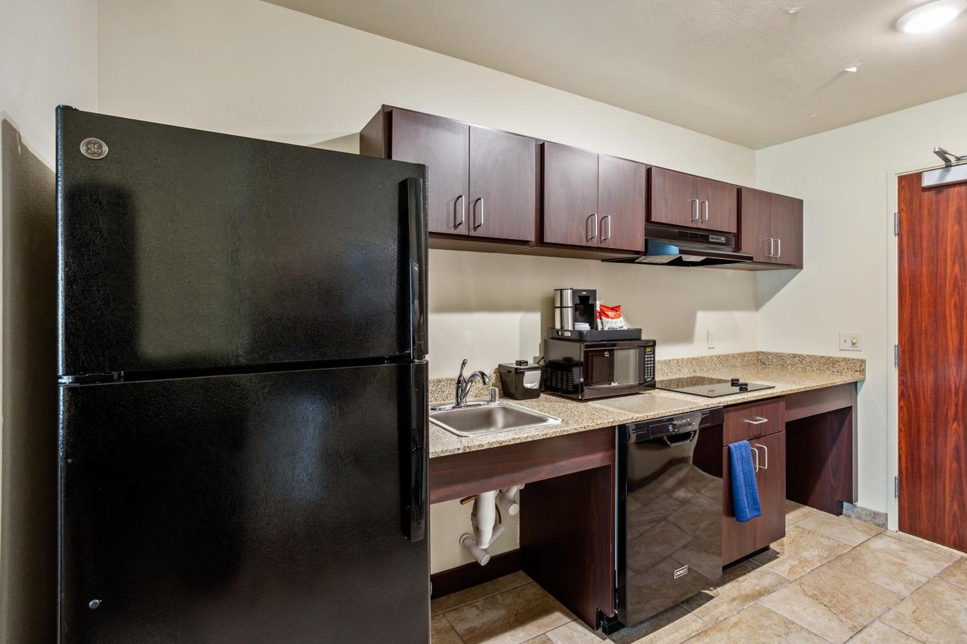 Cobblestone Hotel & Suites - Rhinelander photo 5