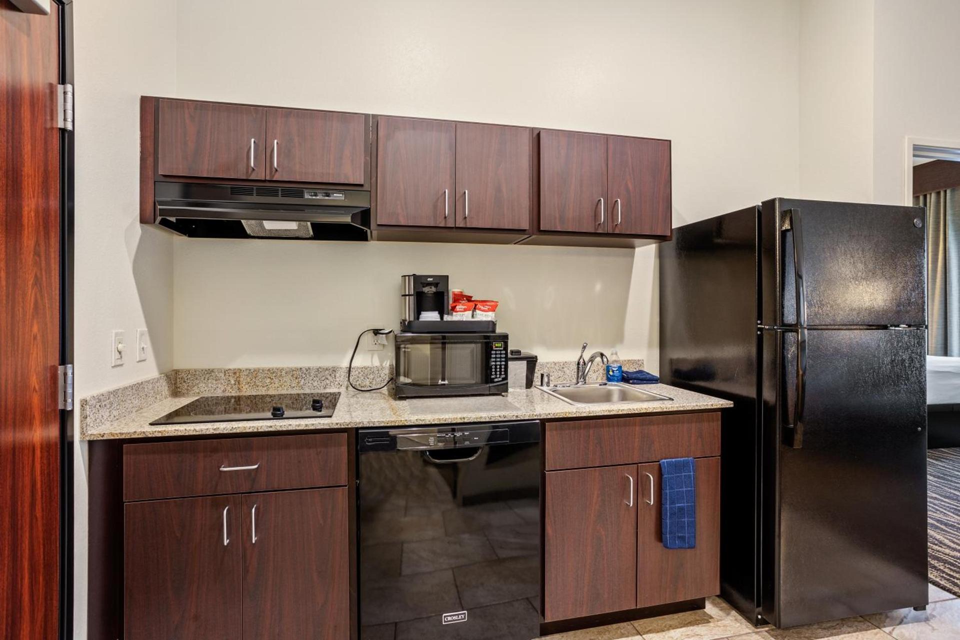Cobblestone Hotel & Suites - Rhinelander photo 25