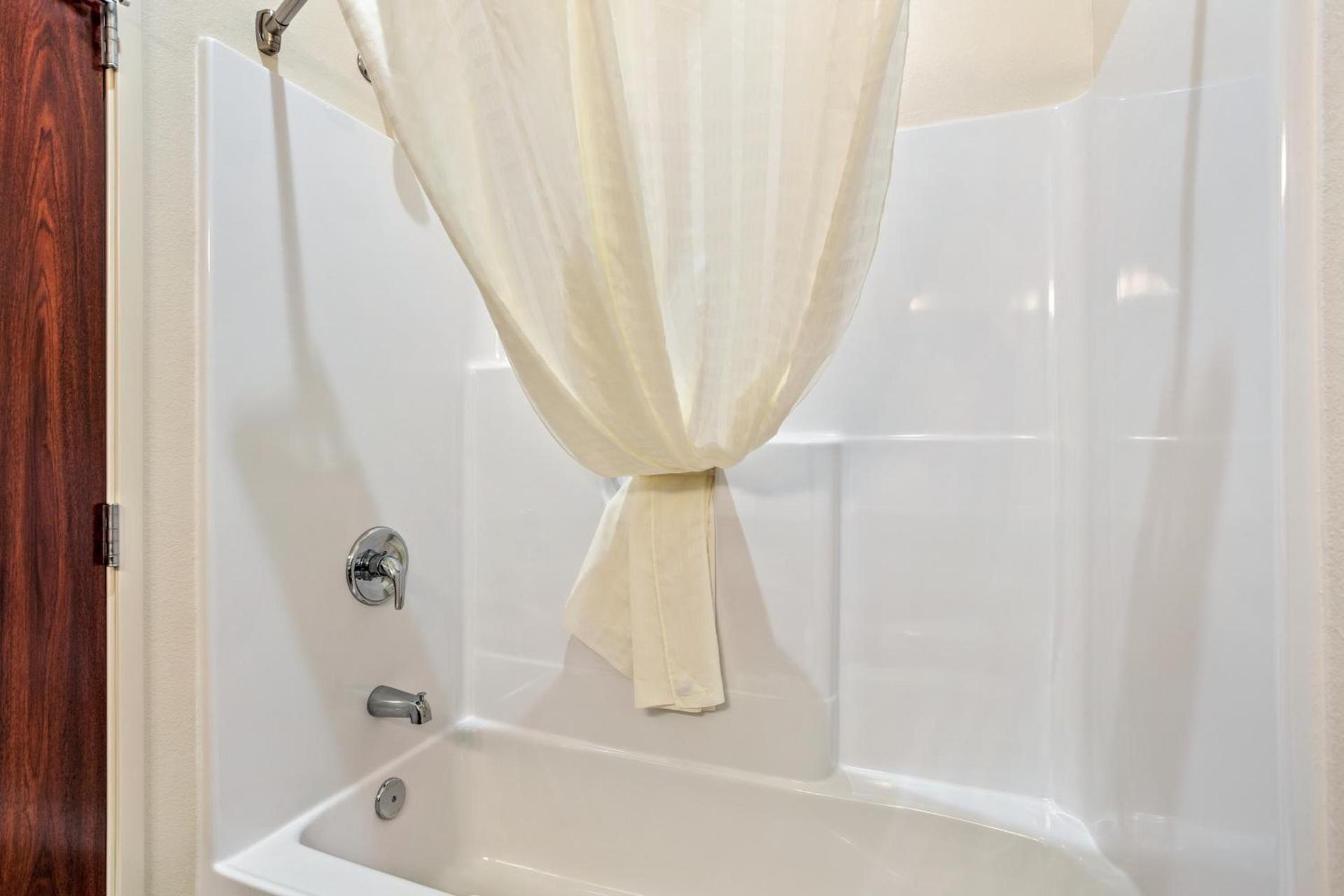 Cobblestone Hotel & Suites - Rhinelander photo 30