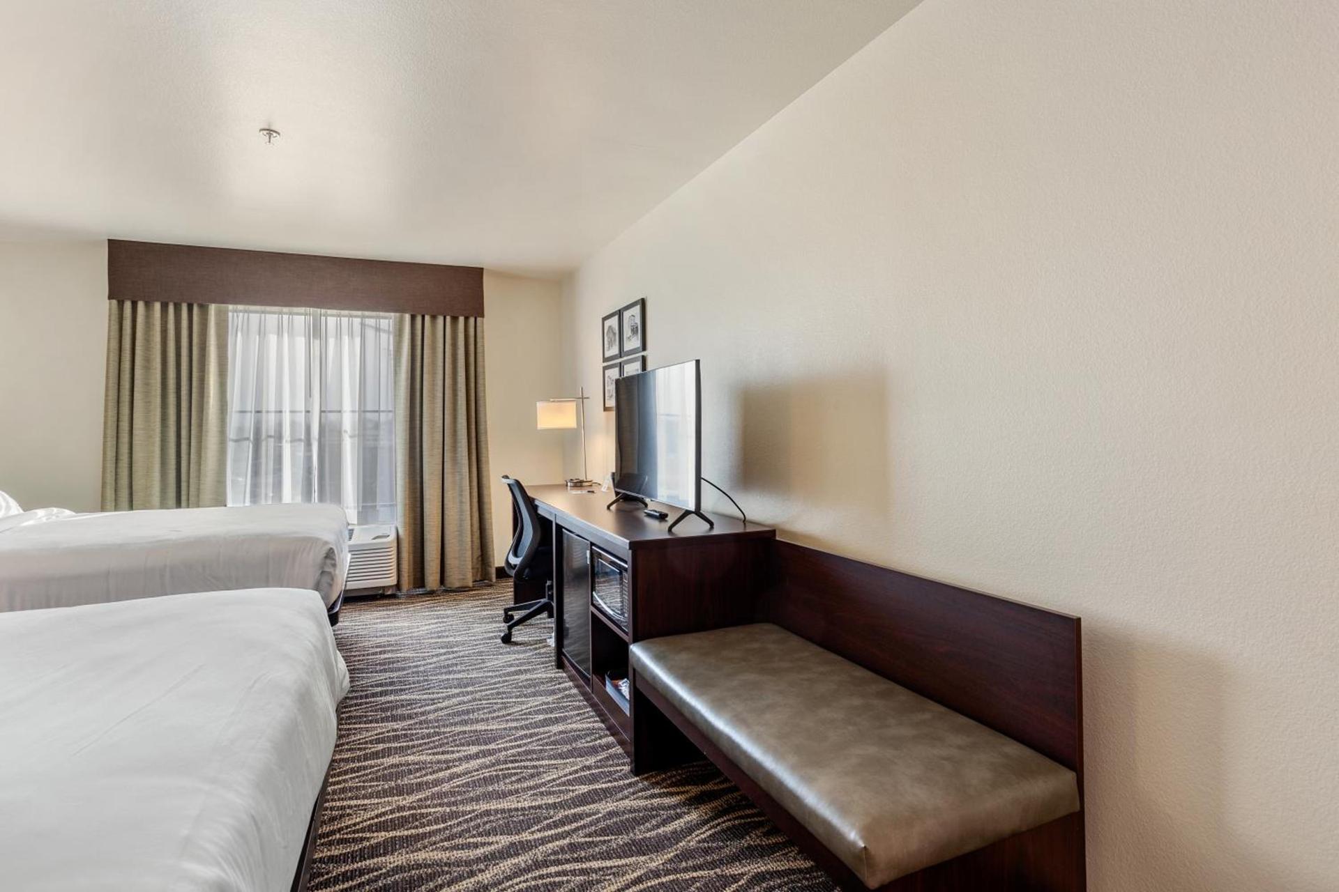 Cobblestone Hotel & Suites - Rhinelander photo 38