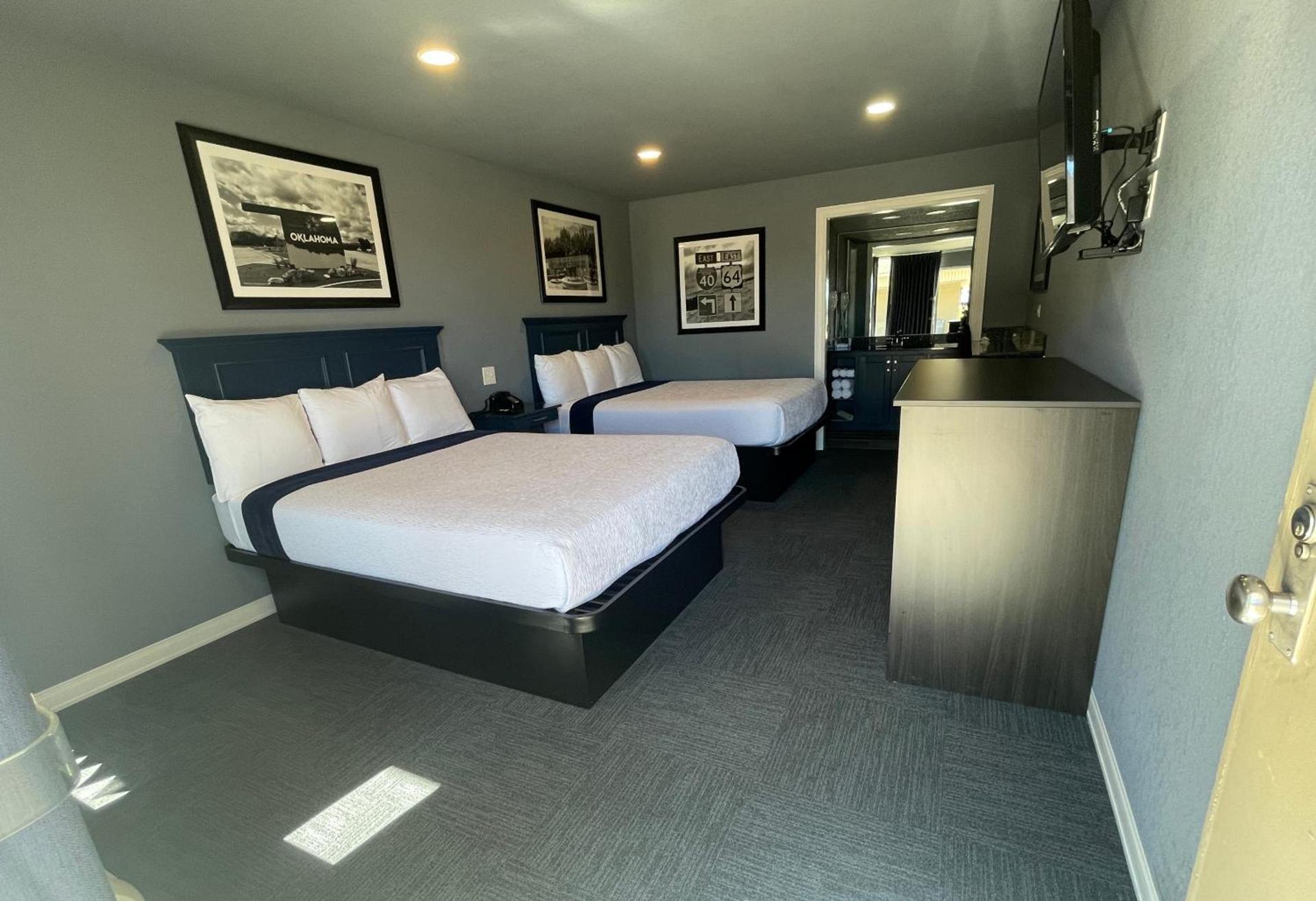 Interstate Inn photo 41