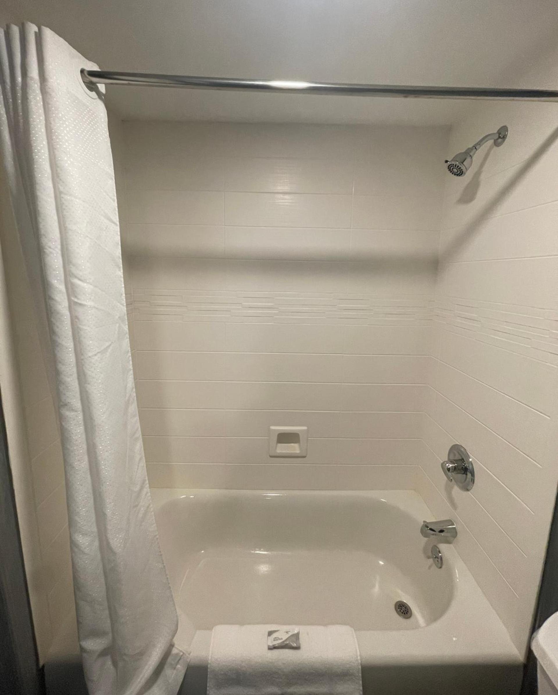 Interstate Inn photo 45