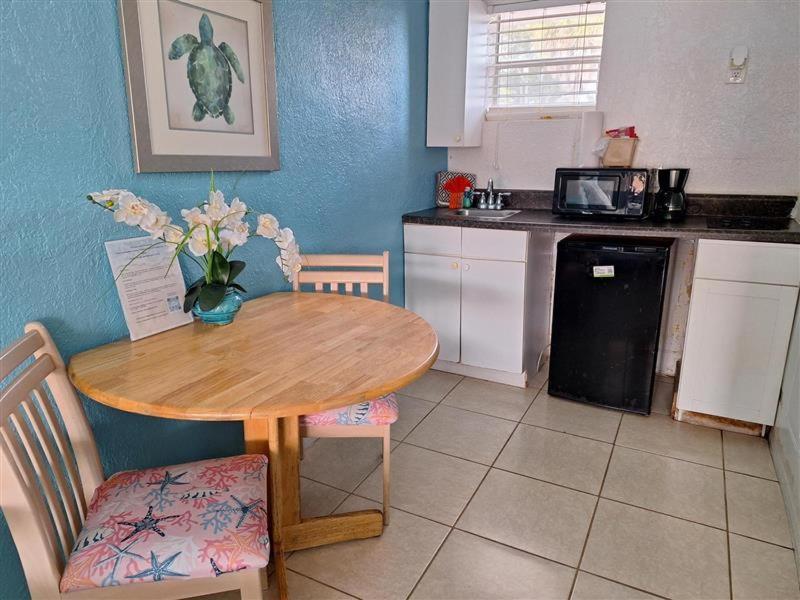 Blind Pass Resort Motel photo 88
