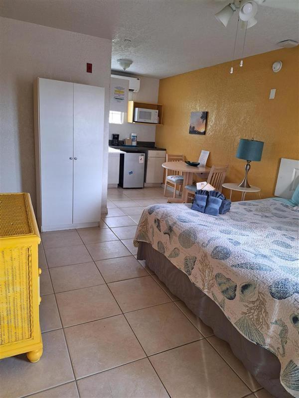 Blind Pass Resort Motel photo 97