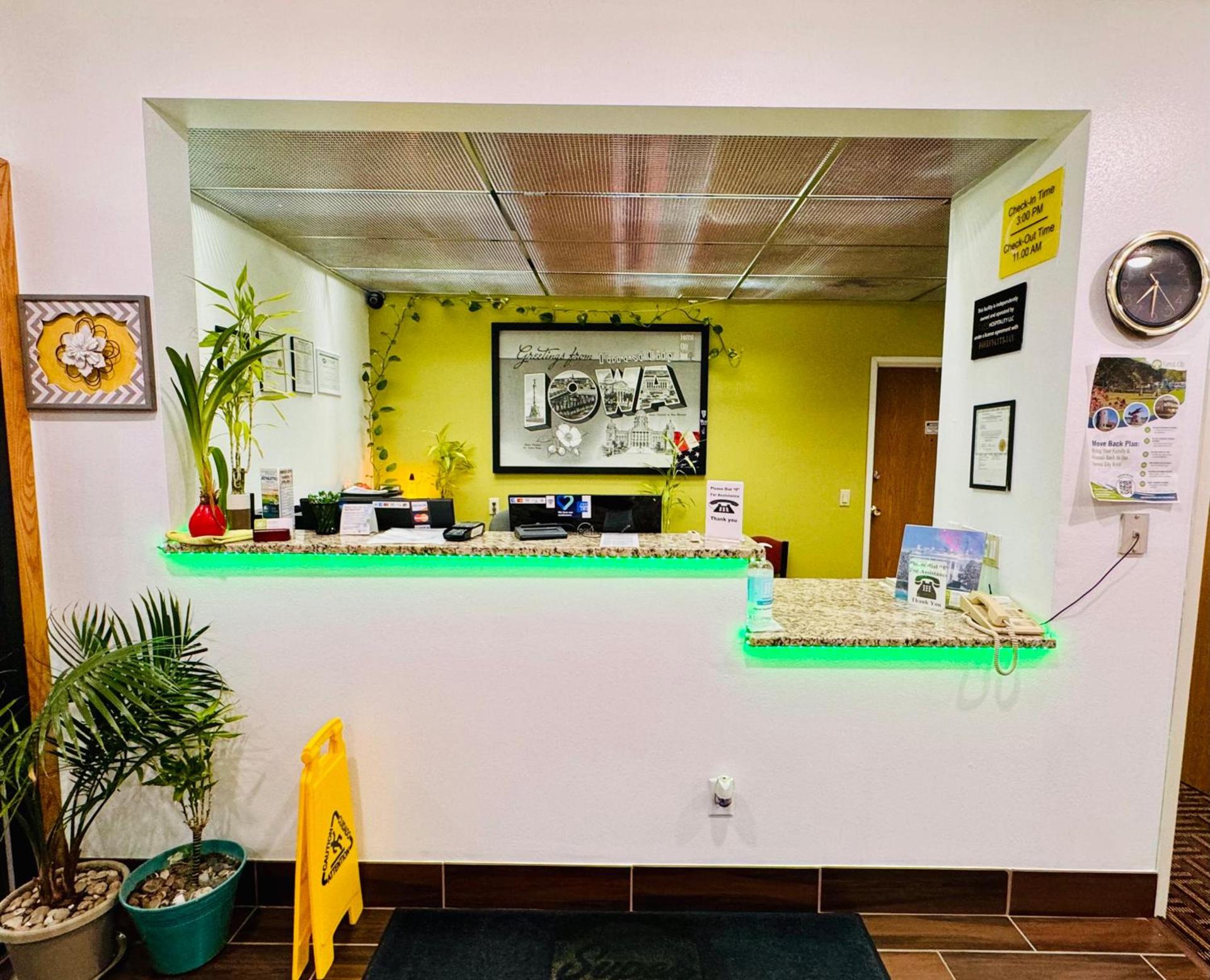 Forest City Inn photo 29