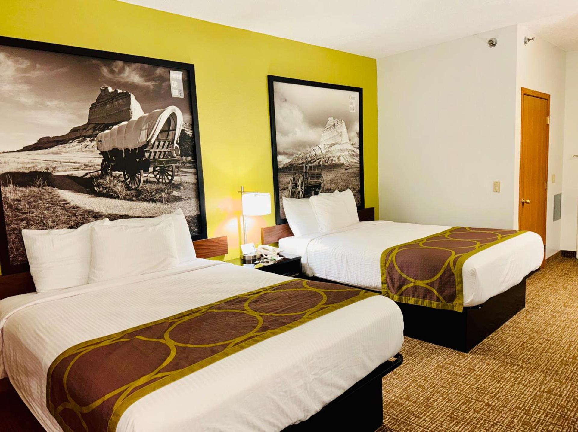 Forest City Inn photo 37