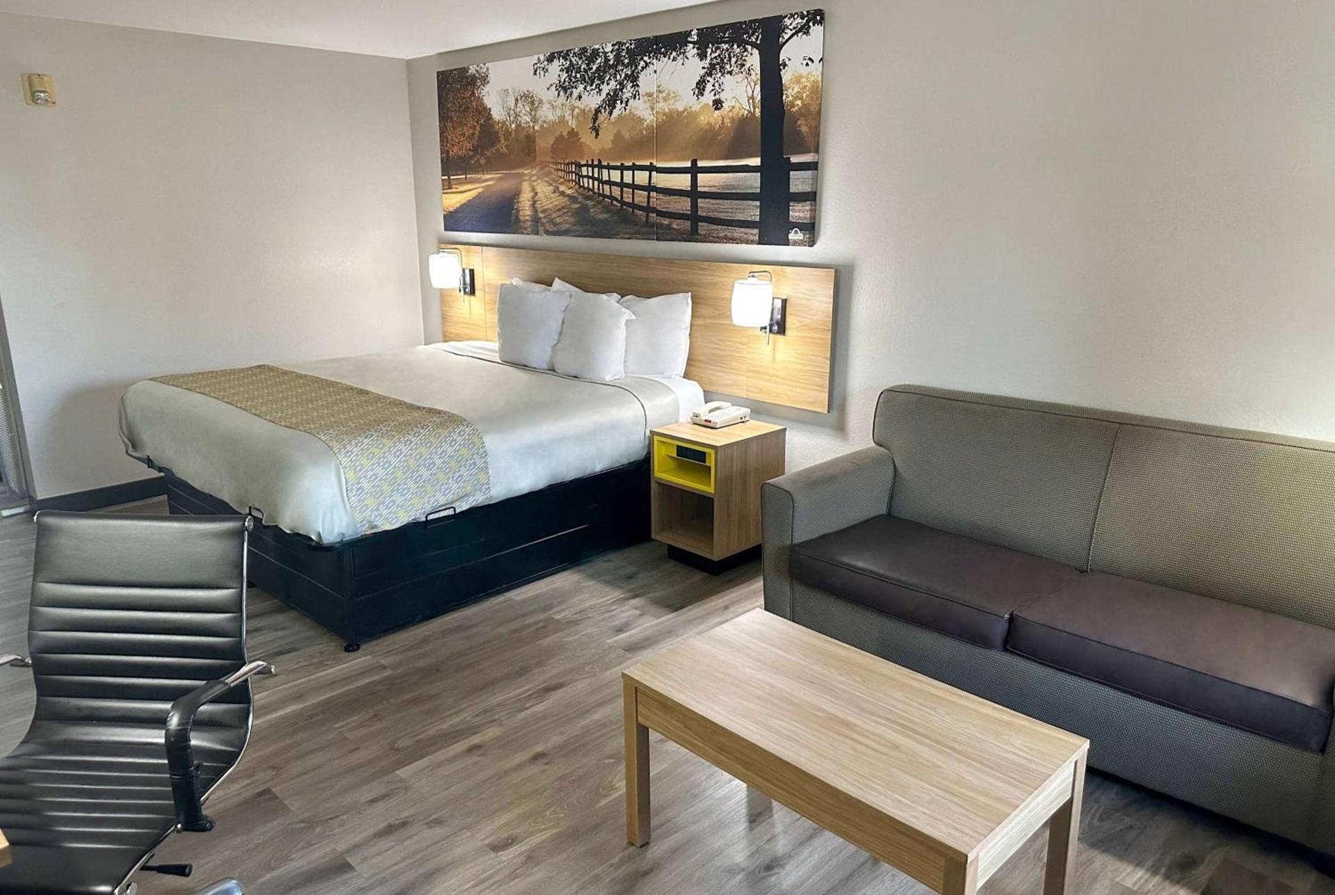 Days Inn & Suites by Wyndham Opelousas photo 22