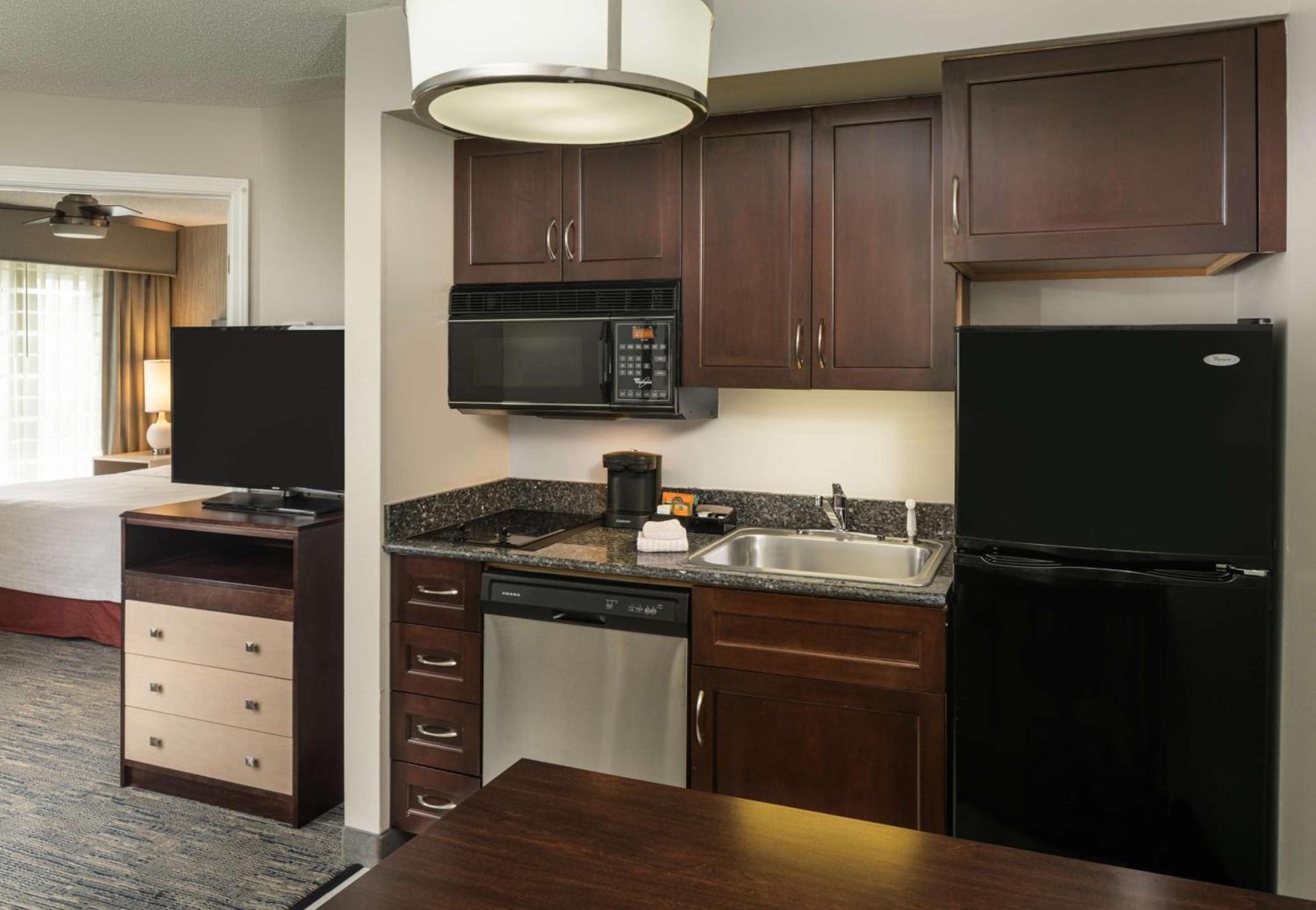Homewood Suites by Hilton Chicago - Schaumburg photo 31