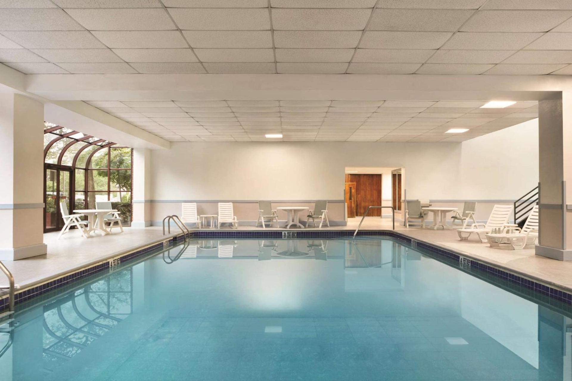 DoubleTree by Hilton New York-LaGuardia photo 7