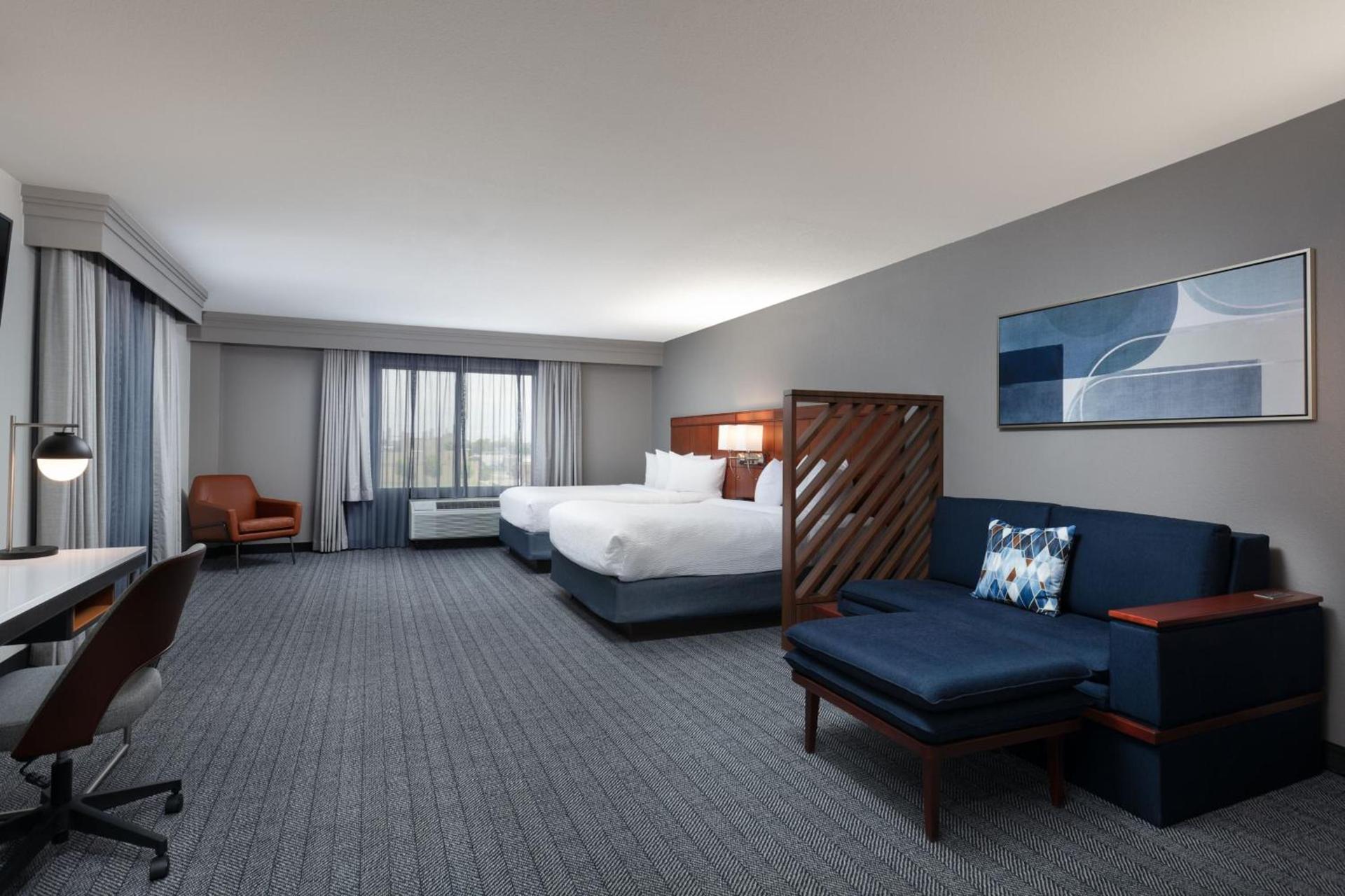 Courtyard by Marriott Wichita at Old Town photo 5