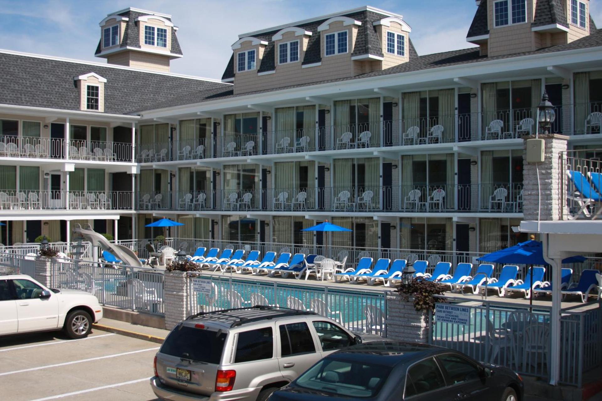 Fleur de Lis Beach Motel photo 9