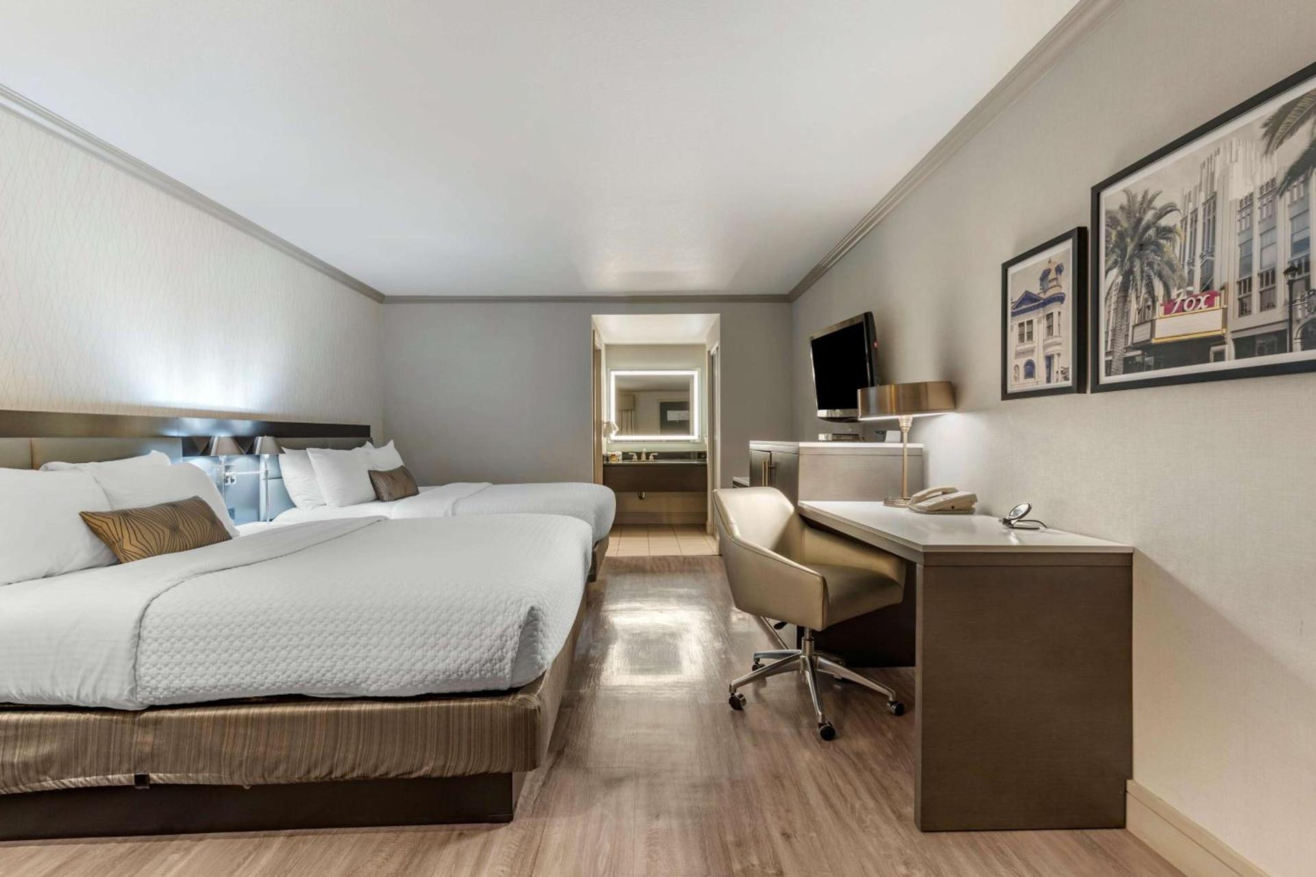 Best Western Plus Executive Suites photo 25