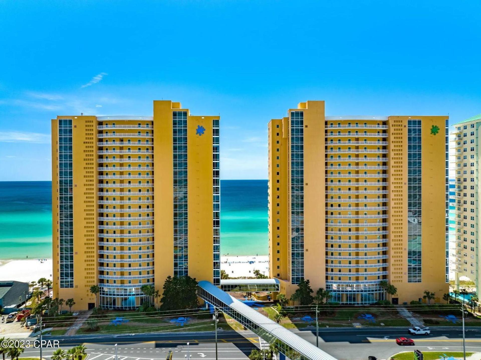 Beachfront Oasis at Splash Resort and Condos photo 1