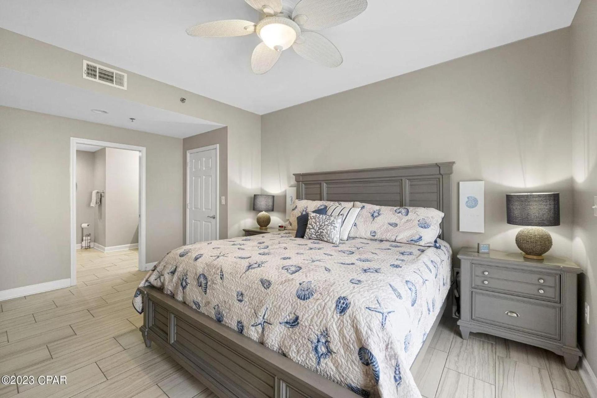 Beachfront Oasis at Splash Resort and Condos photo 8