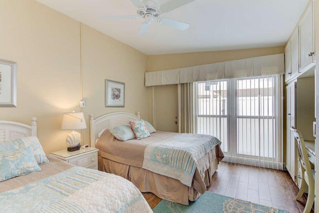 Sea Crest photo 28
