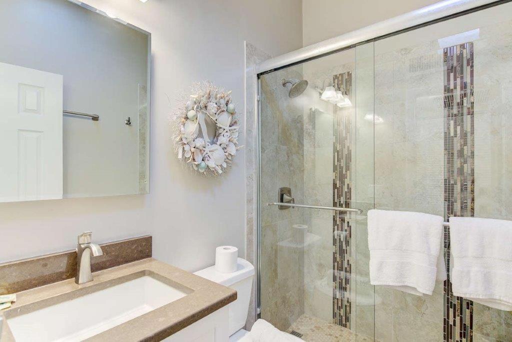Sea Crest photo 29