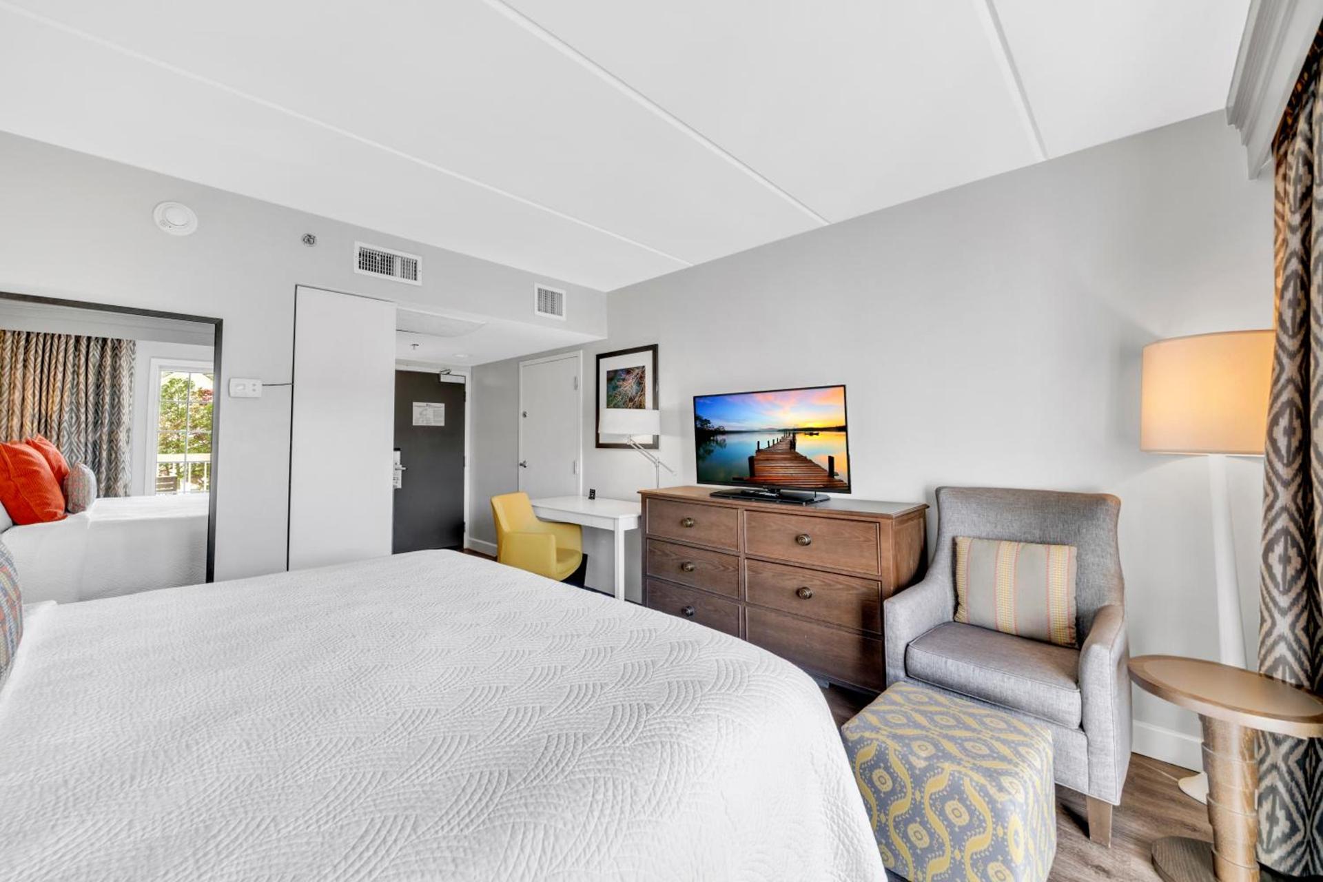 Hotel Indigo Atlanta-Vinings Ballpark Area by IHG photo 7