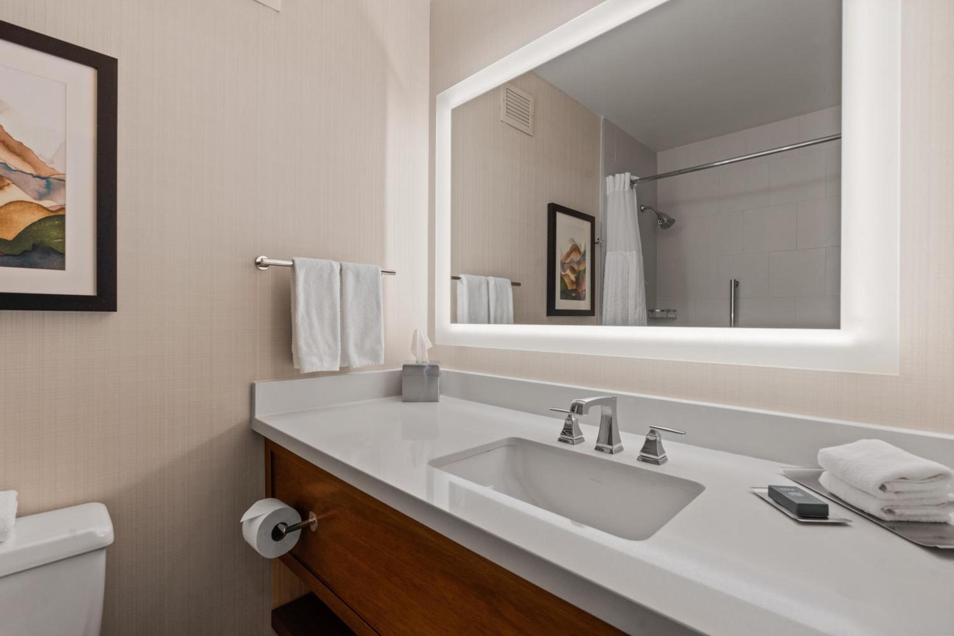 DoubleTree by Hilton Spokane City Center photo 72