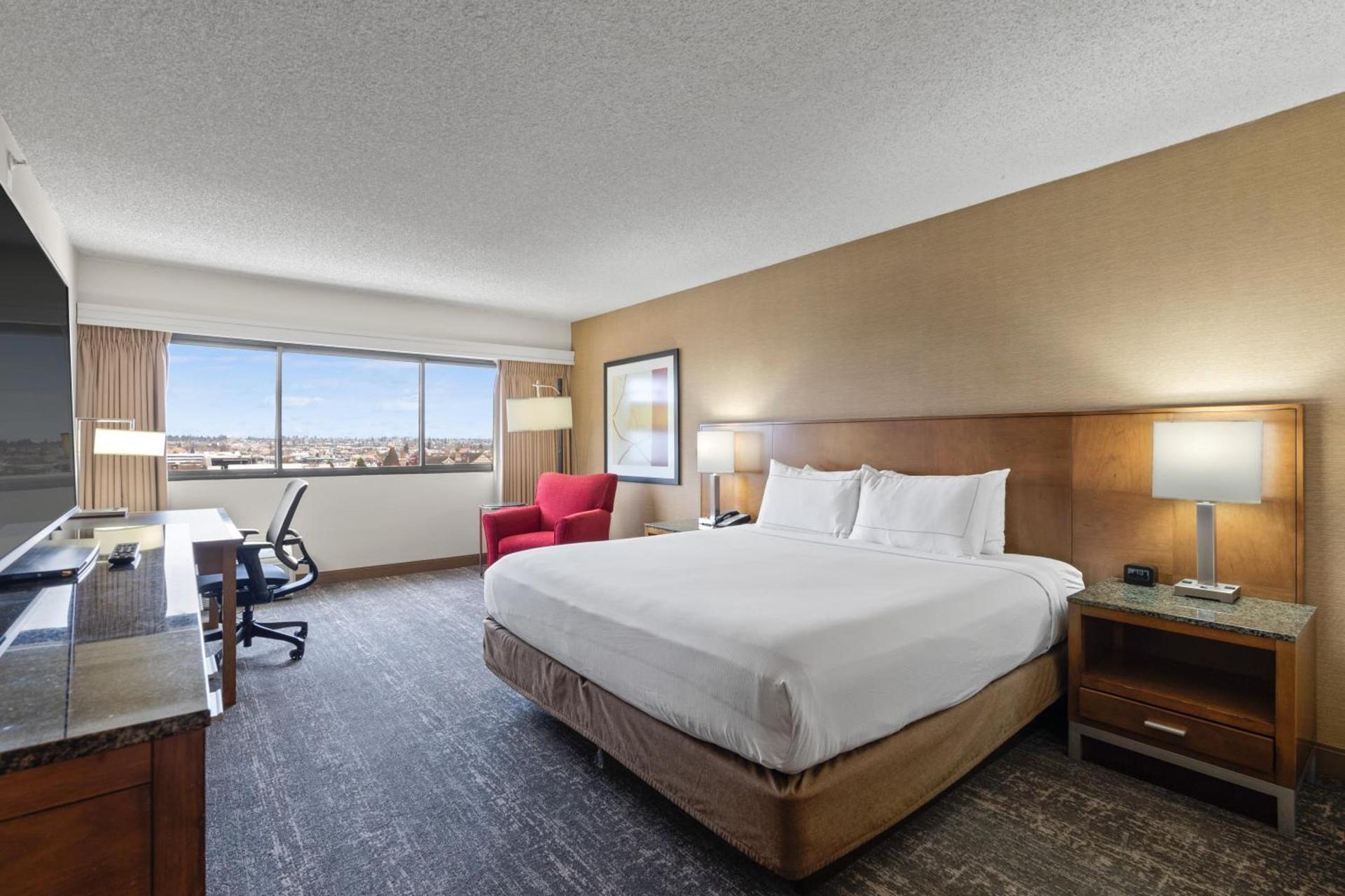 DoubleTree by Hilton Spokane City Center photo 70