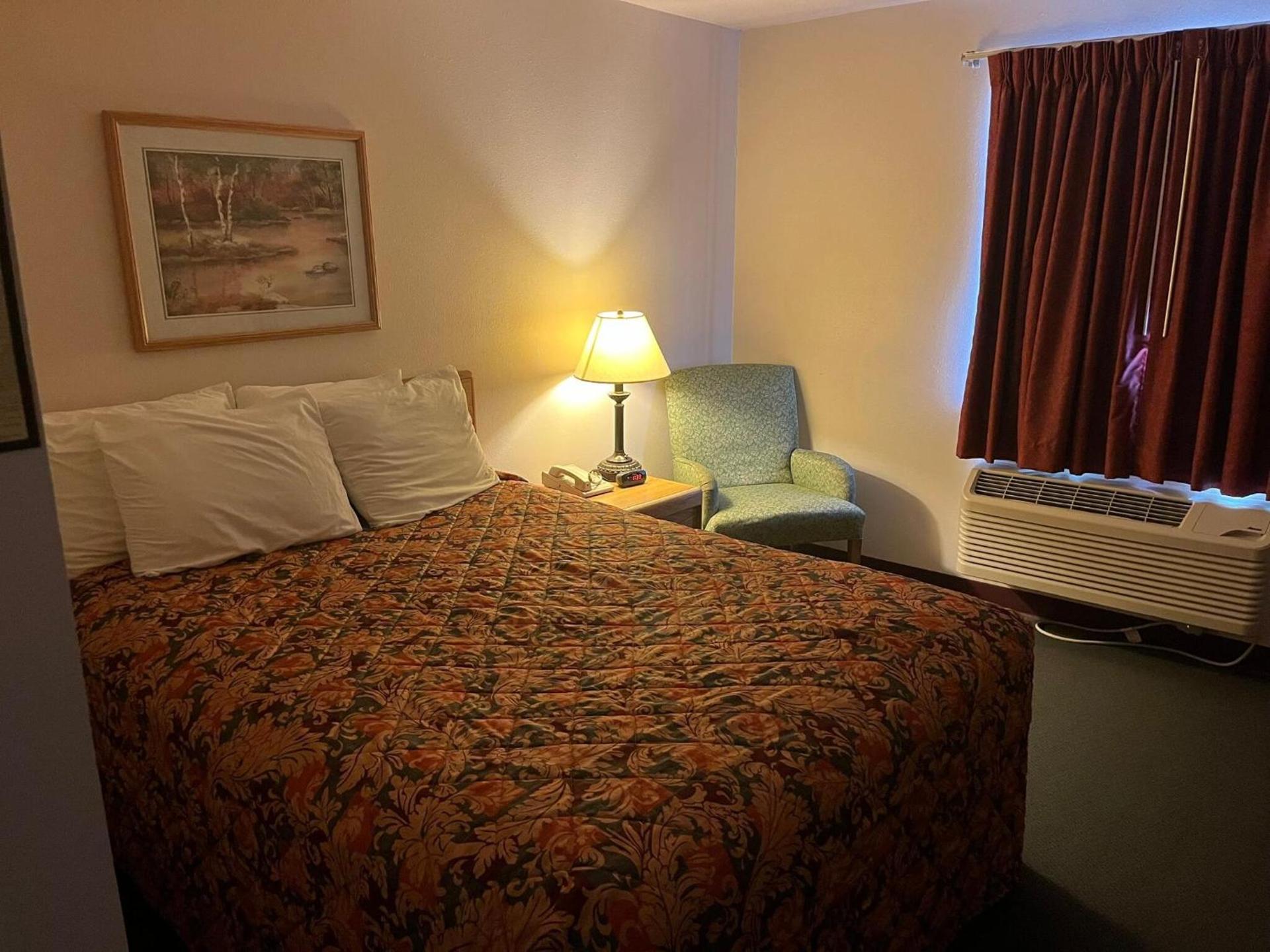 Country Haven Inn photo 6