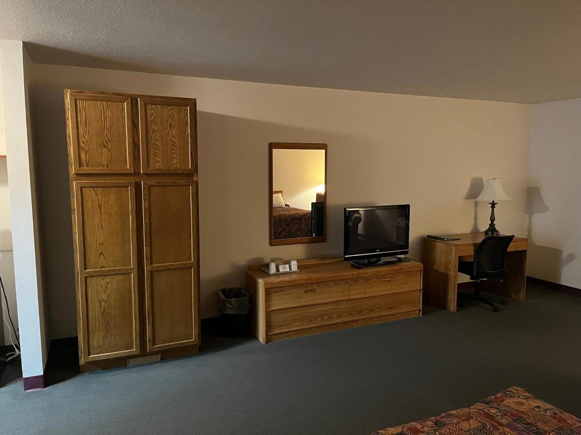 Country Haven Inn photo 4