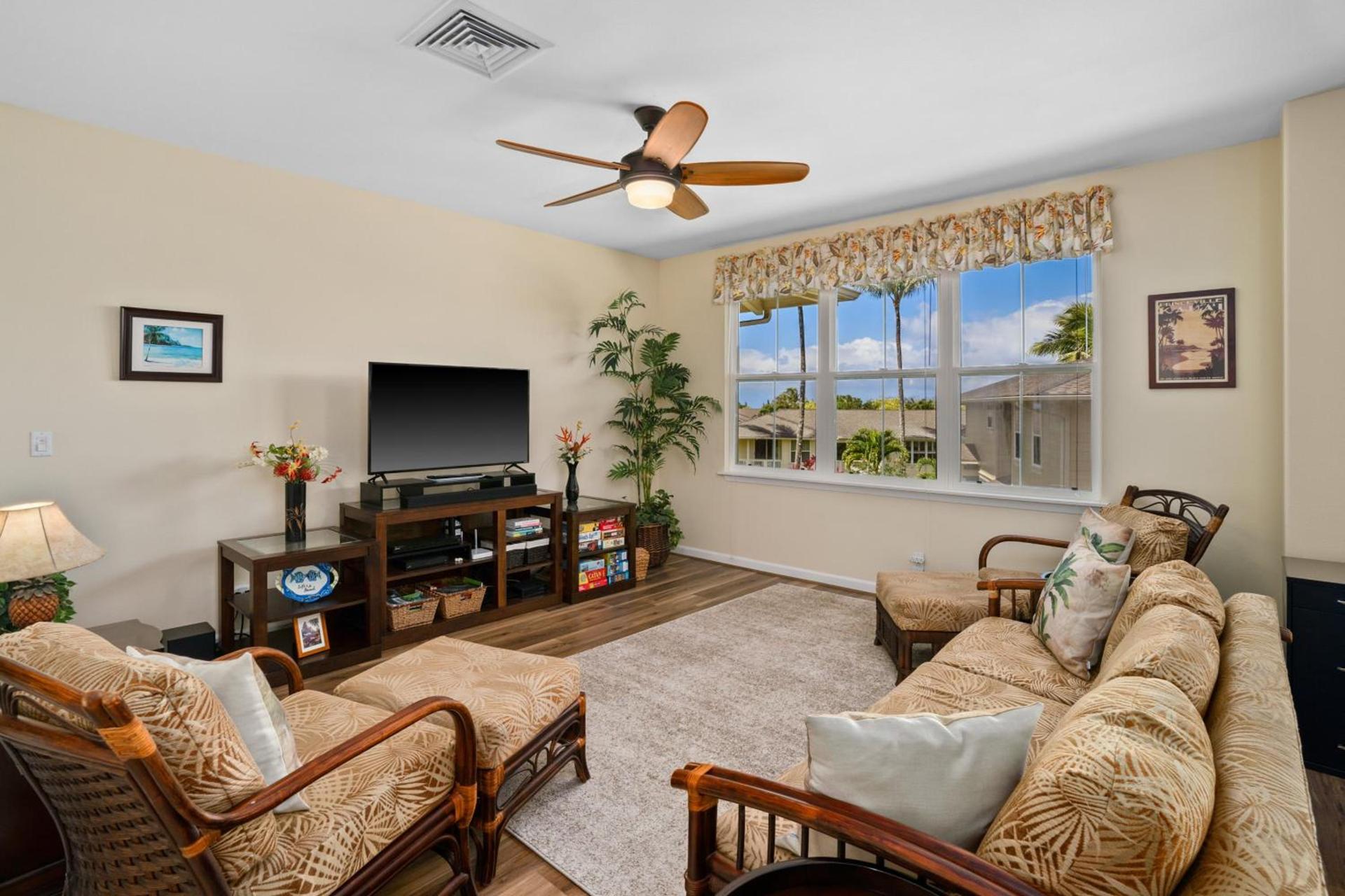 Princeville Condo with AC, Pool, Garage, Beach Gear 27B photo 15
