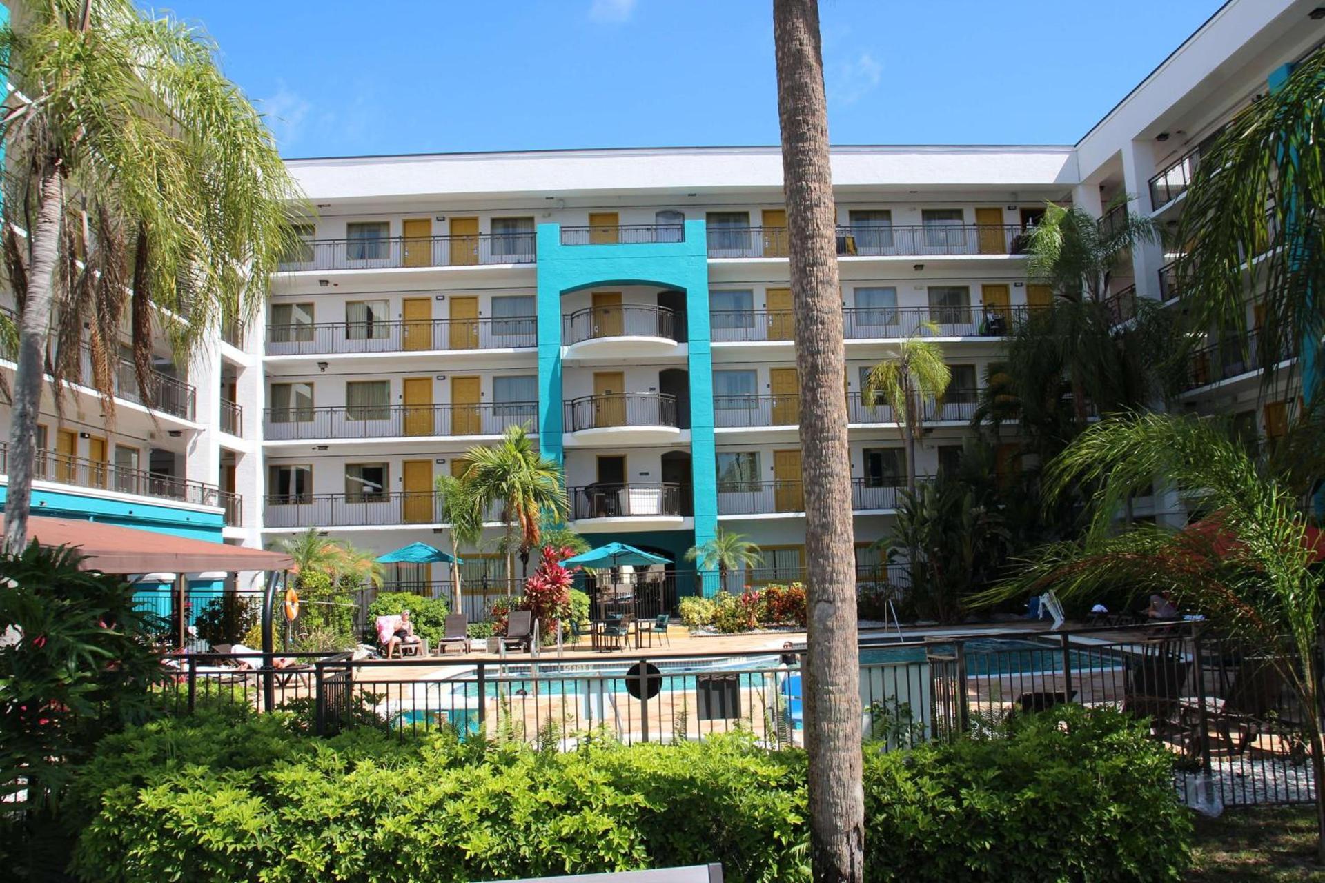 Best Western Plus Deerfield Beach Hotel & Suites photo 5